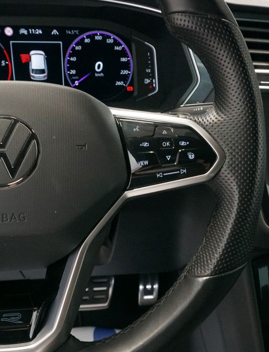 Volkswagen Tiguan R-Line 4Motion 2.0 TDI*IQ.Light*AHK*RfK