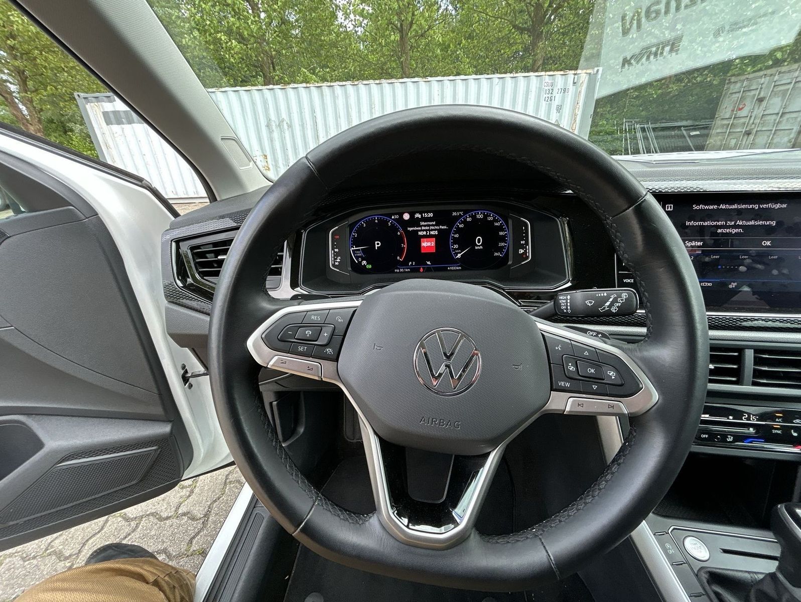 Volkswagen Taigo 1.0 TSI DSG Life - Samsaru's Car Outlet