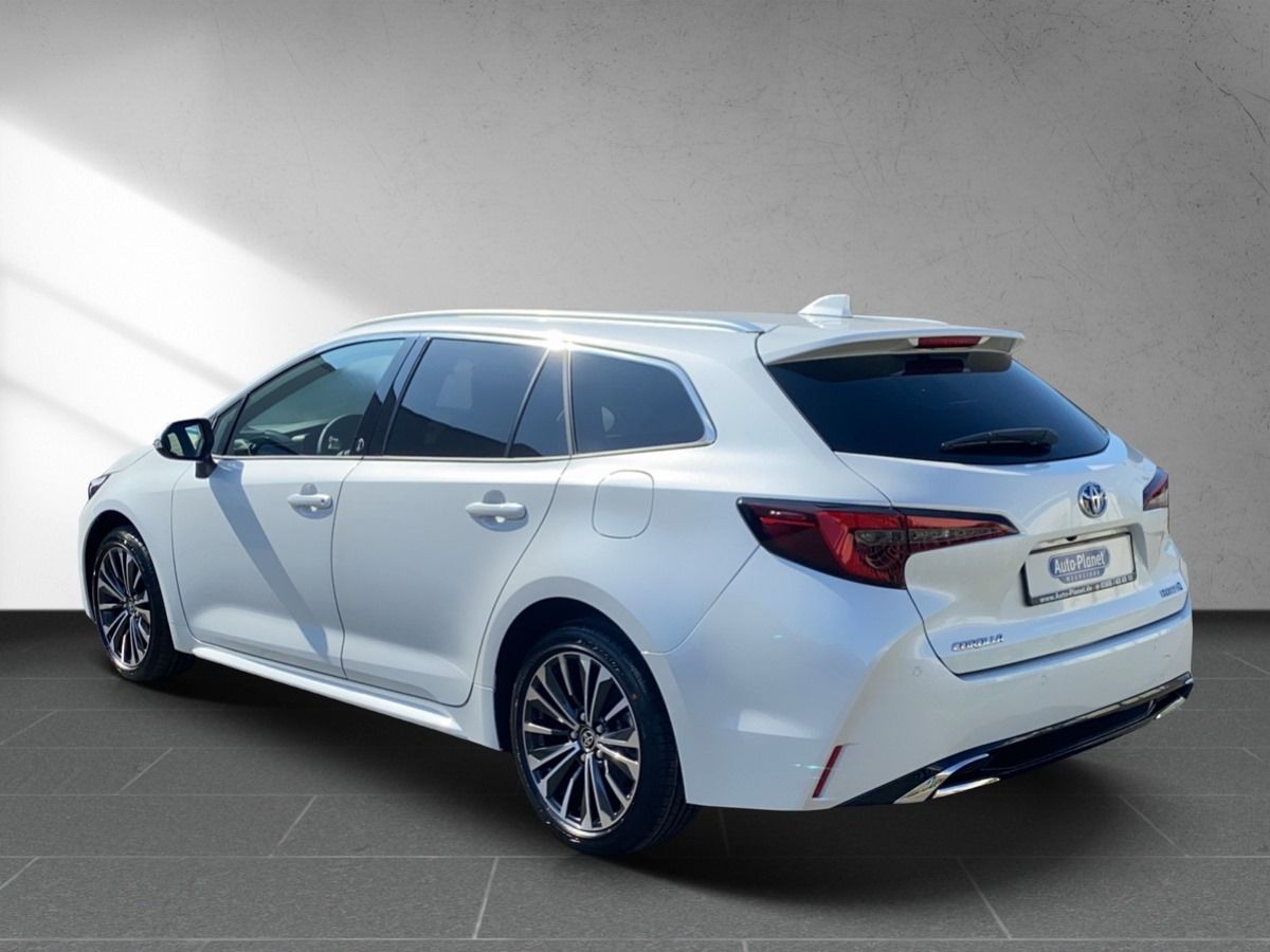 Toyota Corolla 2.0 Hybrid TS Team - Samsaru's Car Outlet