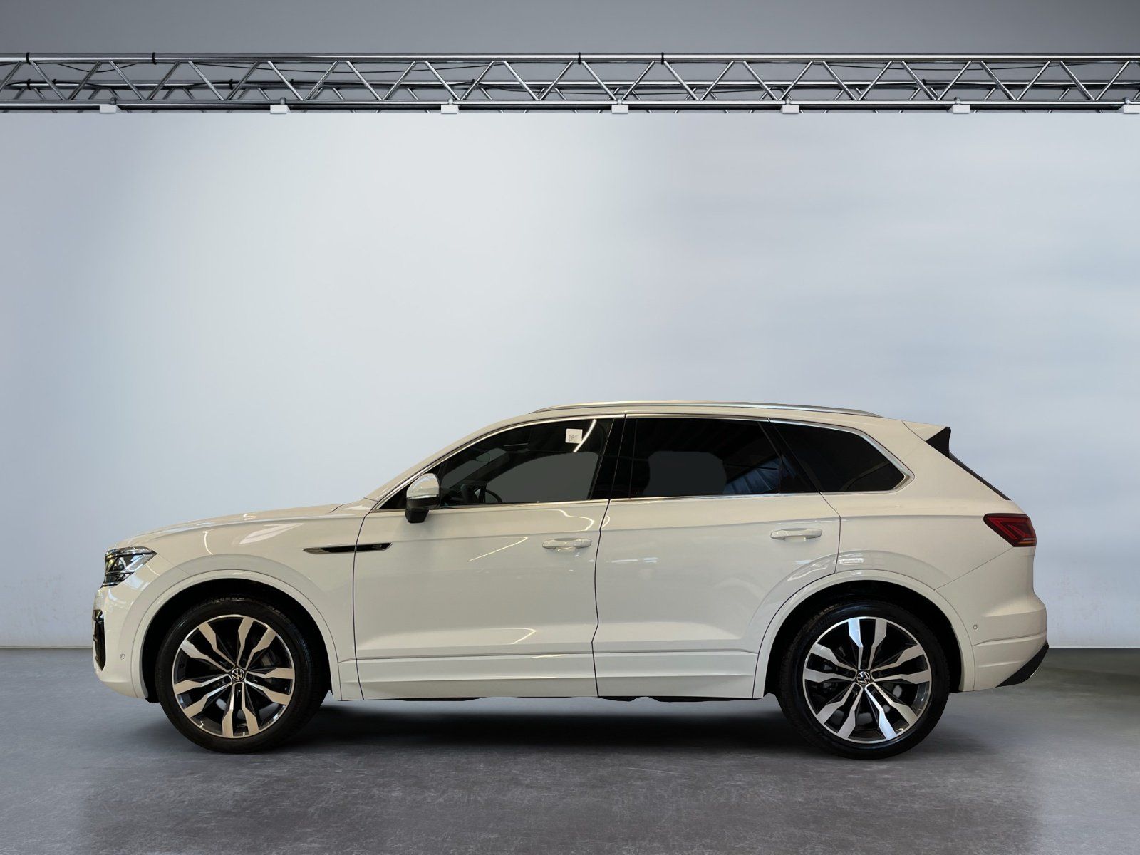 Volkswagen Touareg R-Line 3.0 V6 TDI DSG 4Motion 360°KAM AH