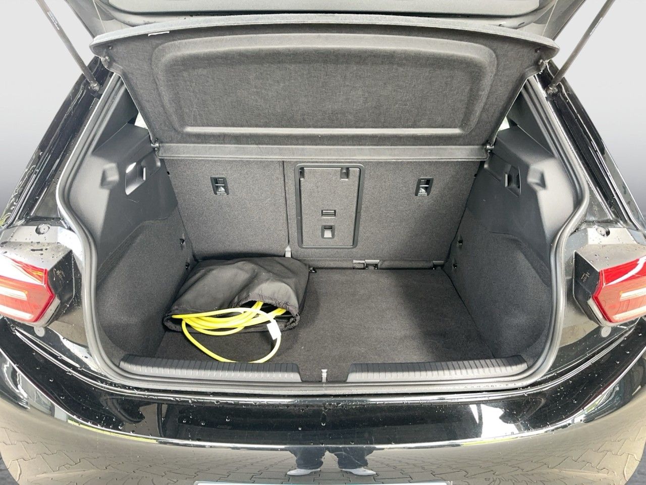 Volkswagen ID.3 Pro 58kWh + ACC + AHK FÜR FAHRRÄDER Klima