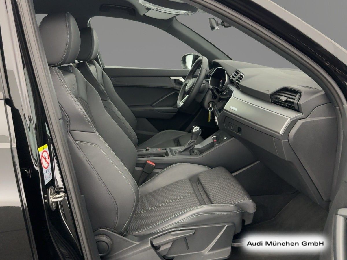 Audi Q3 40 TFSI qu. S tronic S line - Samsaru's Car Outlet