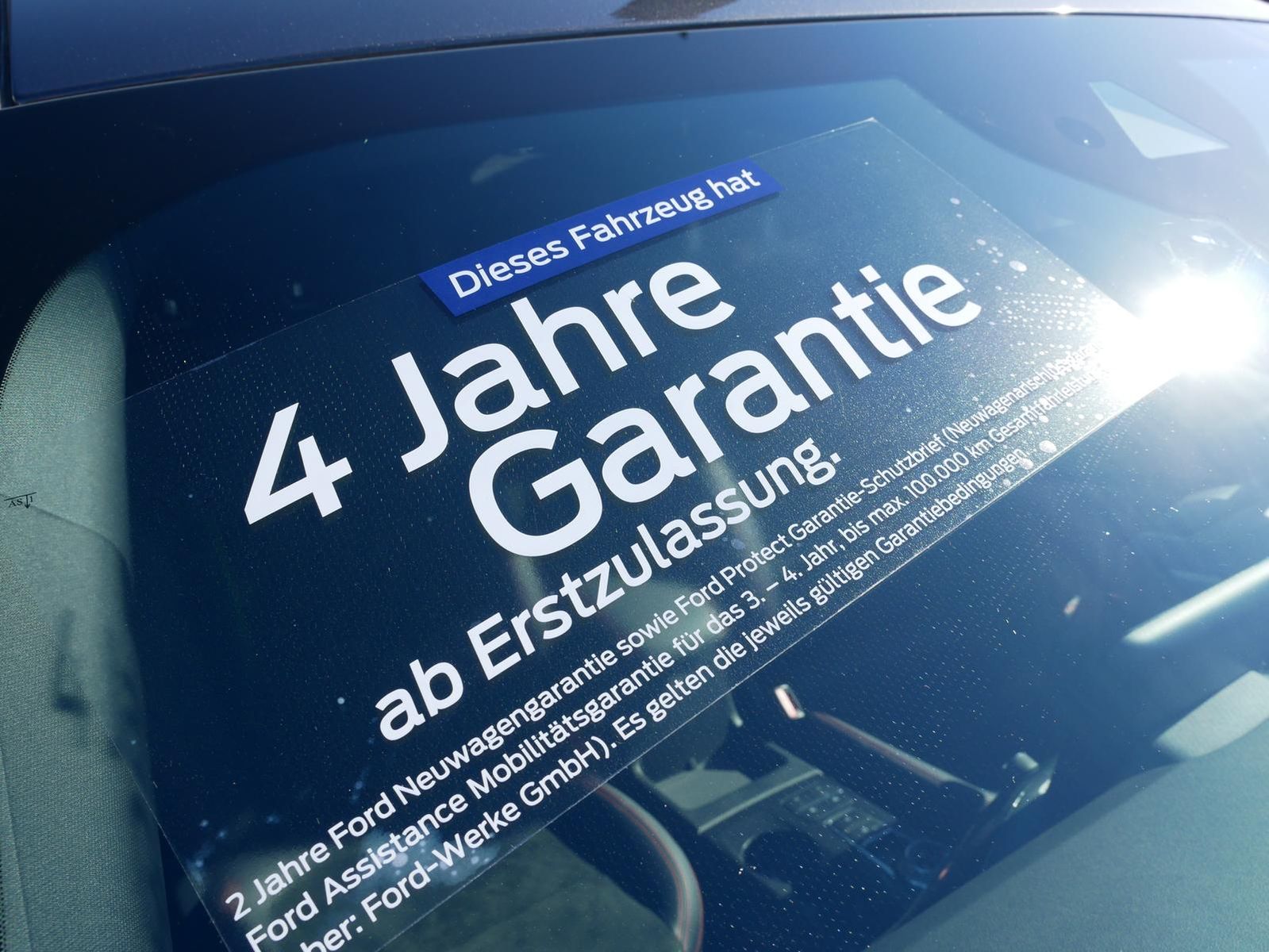 Ford Kuga Plug-In Hybrid ST-Line X - Samsaru's Car Outlet