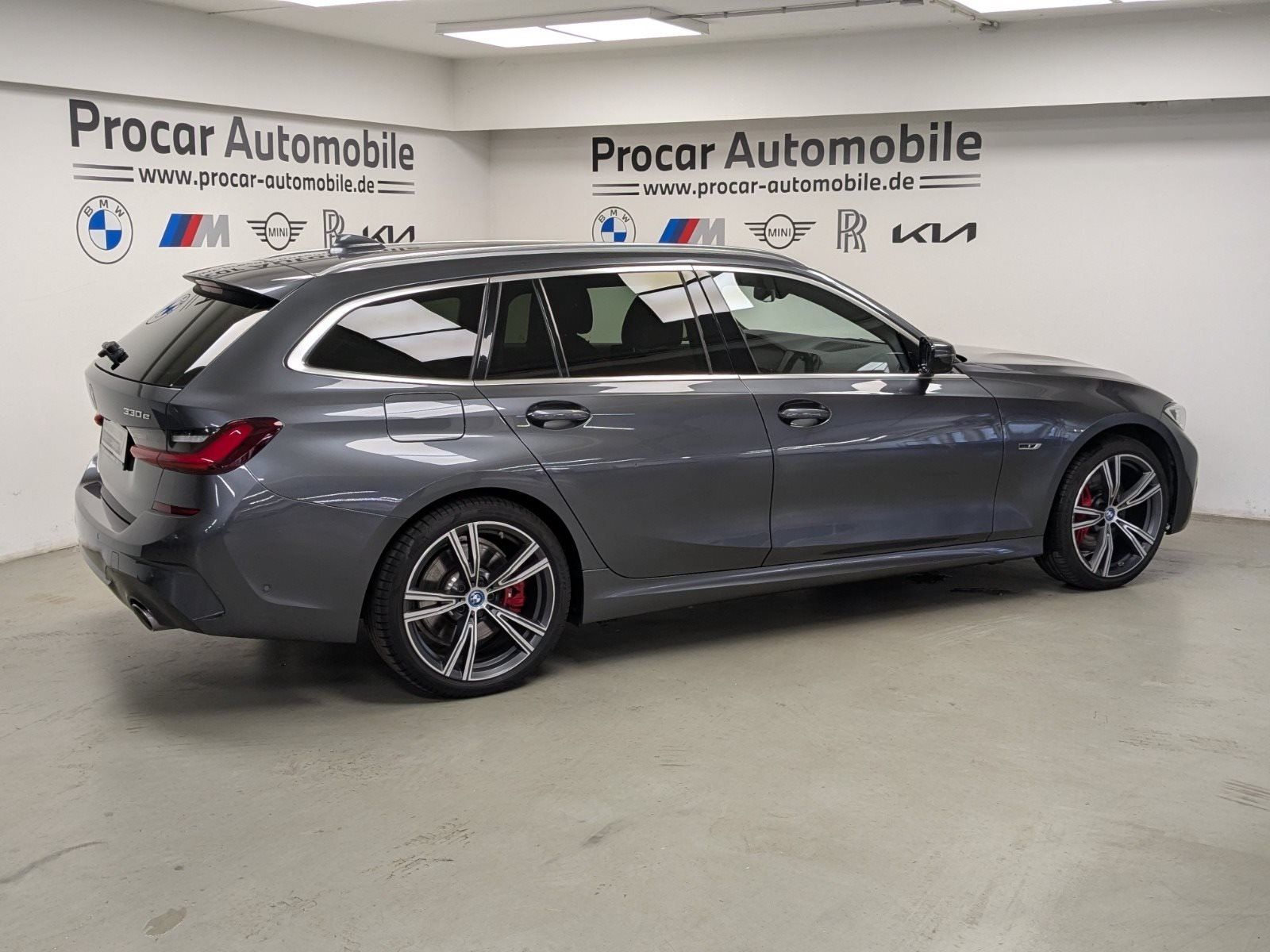 BMW 330e xDrive M Sport Laser ACC 360° HuD HiFi 19''