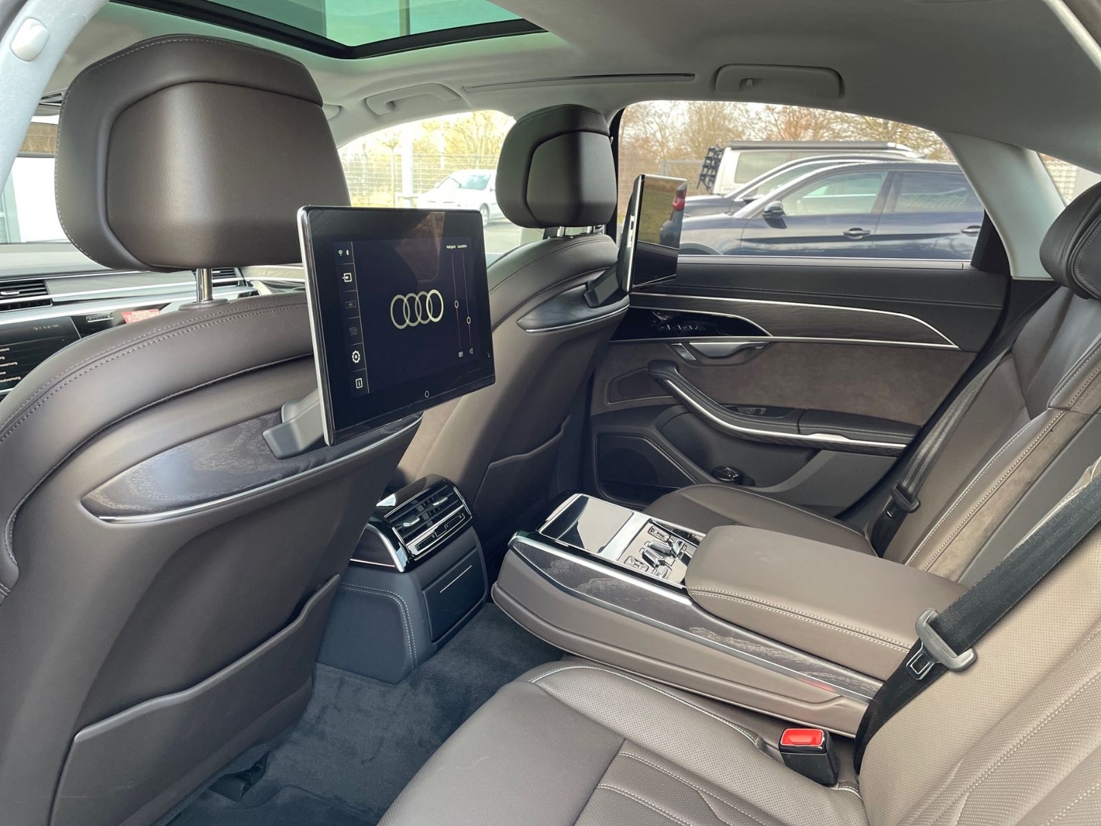 Audi A8 50 TDI - Samsaru's Car Outlet