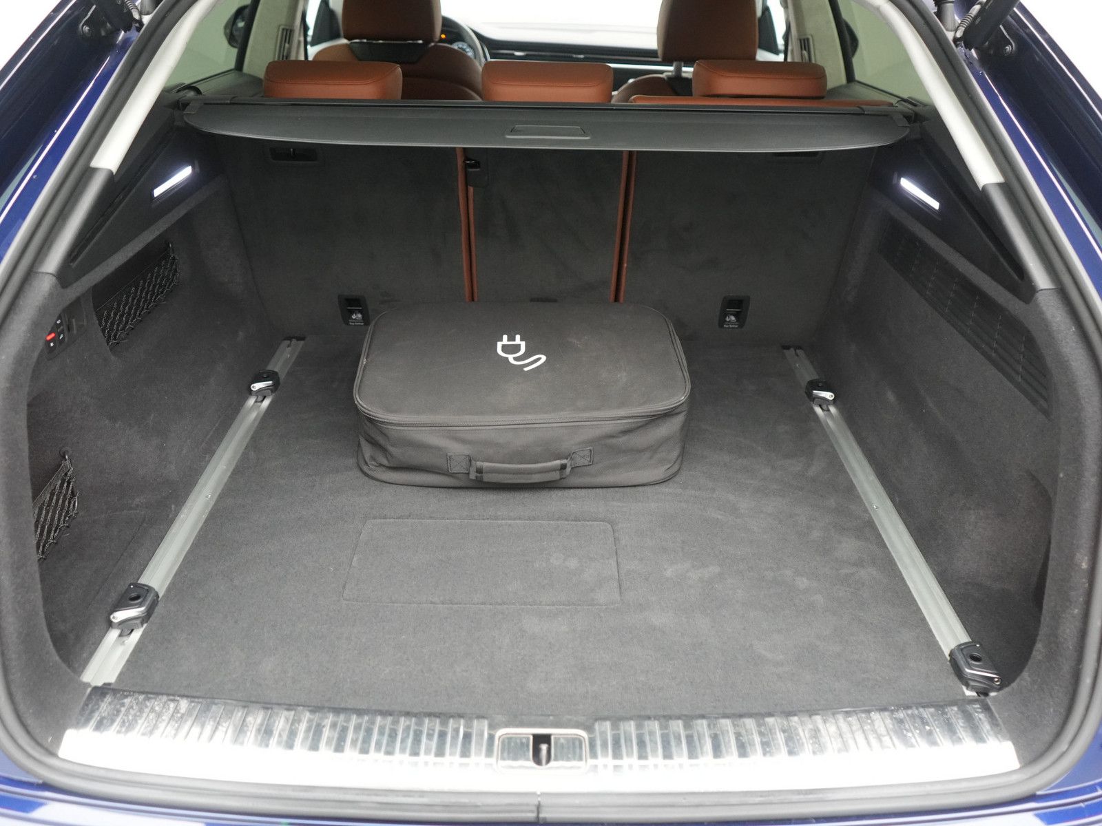 Audi Q8 e quattro S line MASSAGE B&O LUFT AHK LEDER