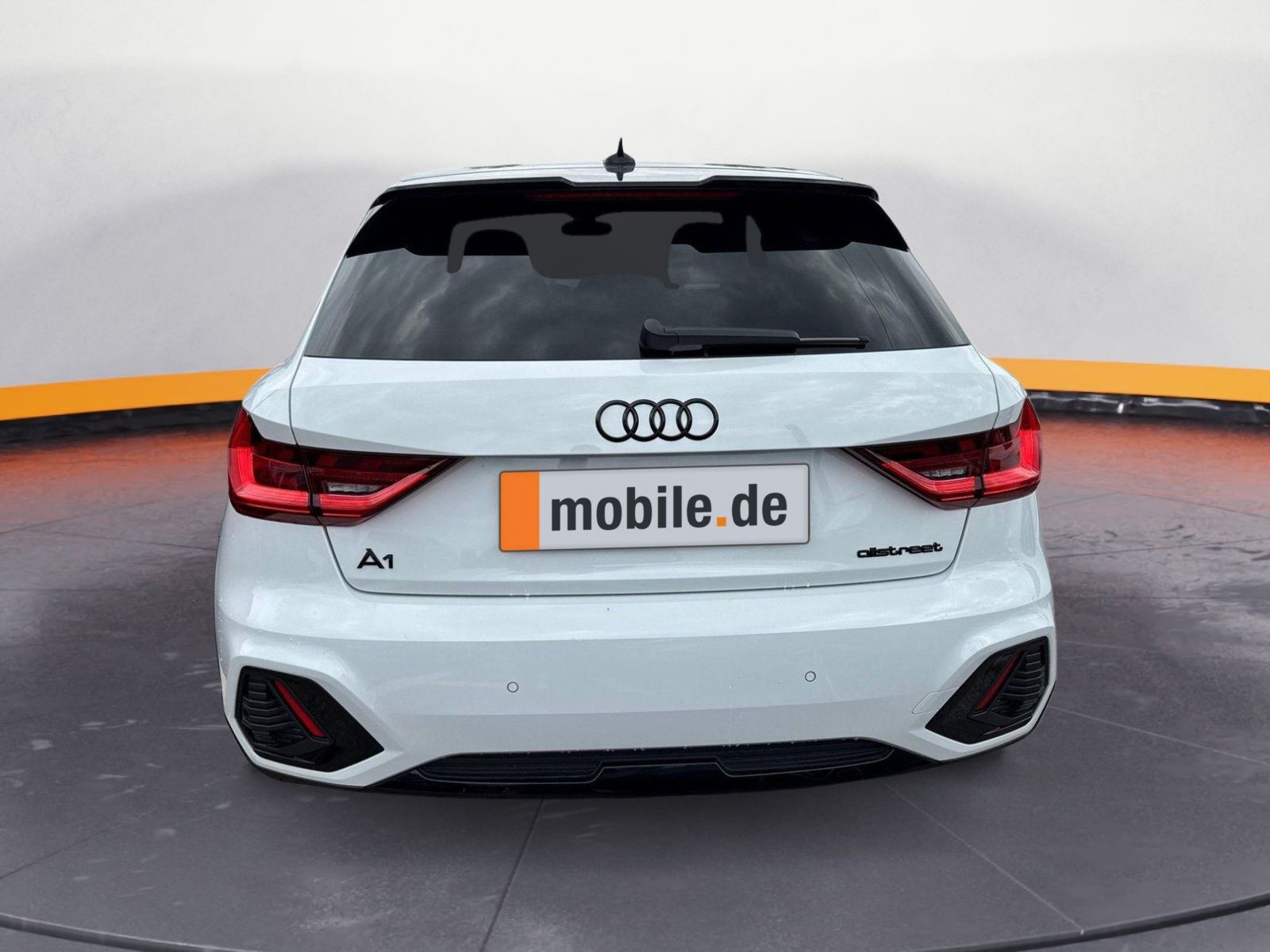 Audi A1 allstreet 35 TFSI - S line - Samsaru's Car Outlet