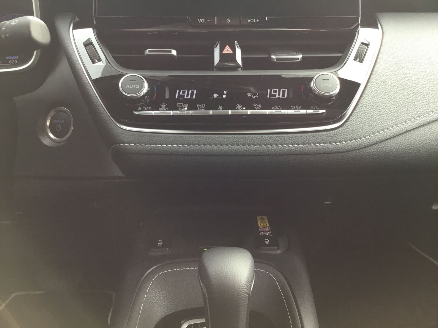 Toyota Corolla Touring Sports 2.0 Hybrid Team Deutschla
