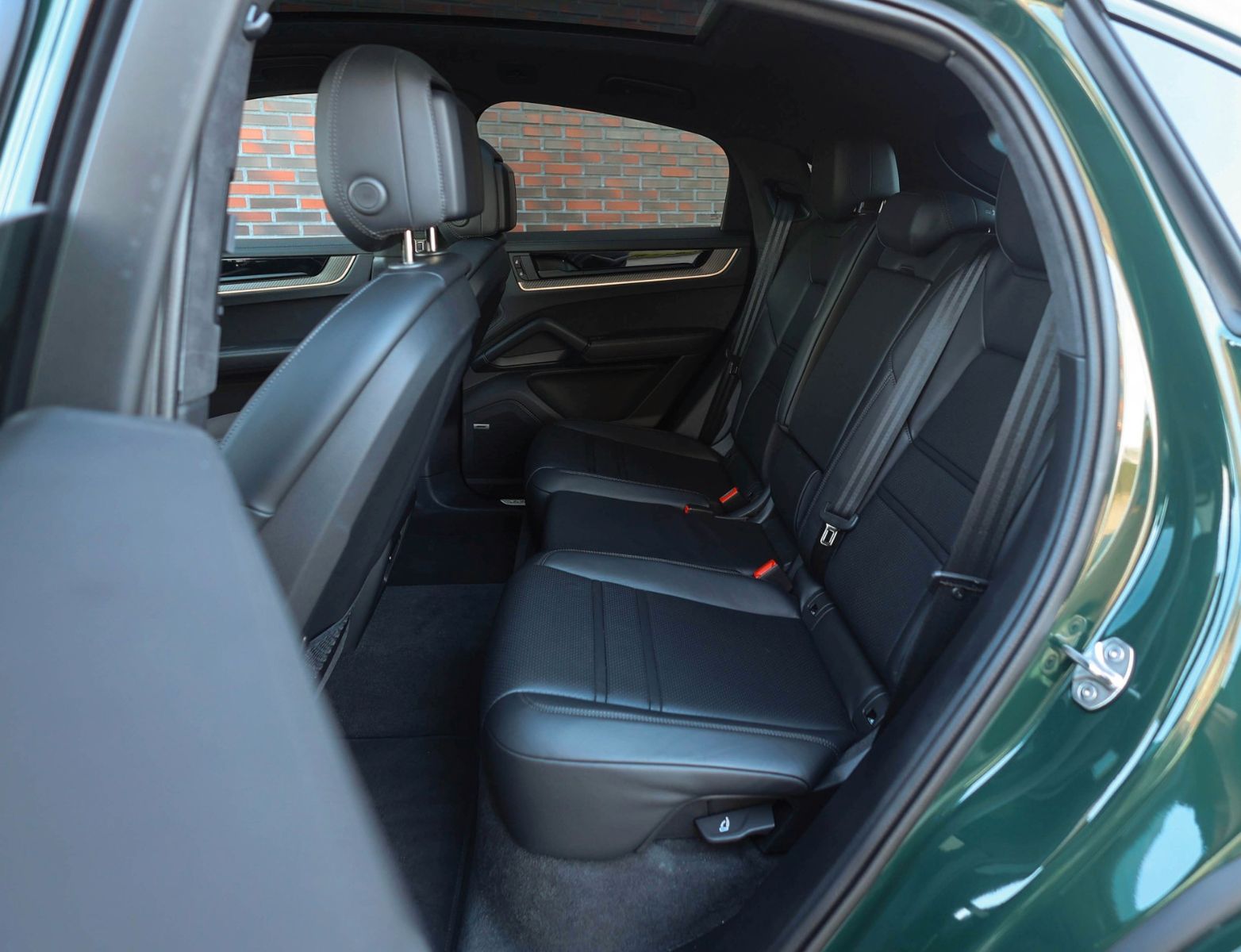 Porsche Cayenne Coupe E-Hybrid *Goodwood Green*