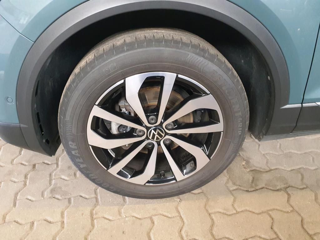 Volkswagen T-Roc Style 1.5 TSI - Samsaru's Car Outlet