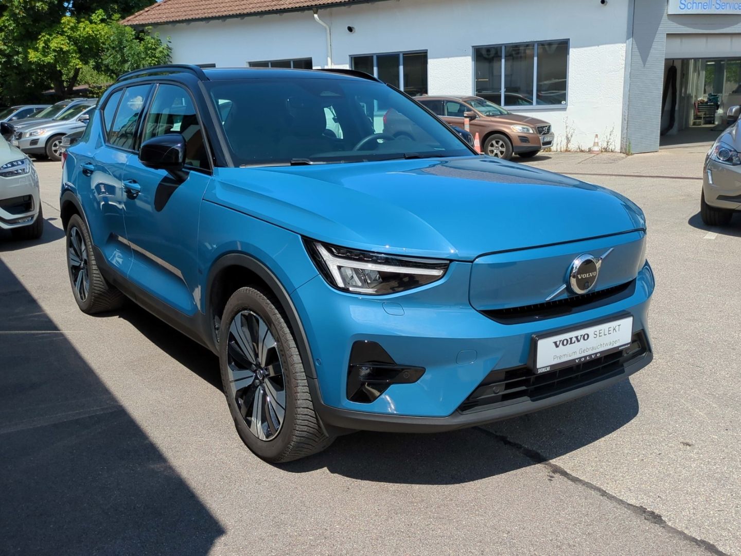 Volvo XC40 Ultimate Recharge Pure Electric 2WD - Samsaru's Car Outlet