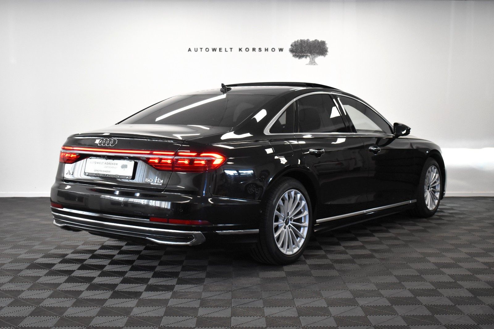 Audi A8 50 TDI quattro - Samsaru's Car Outlet