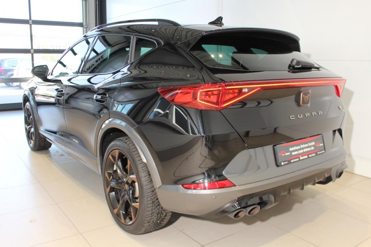 Cupra Formentor VZ 2.0 TSI DSG 4Drive 4JGAR/AHK/PANO/e