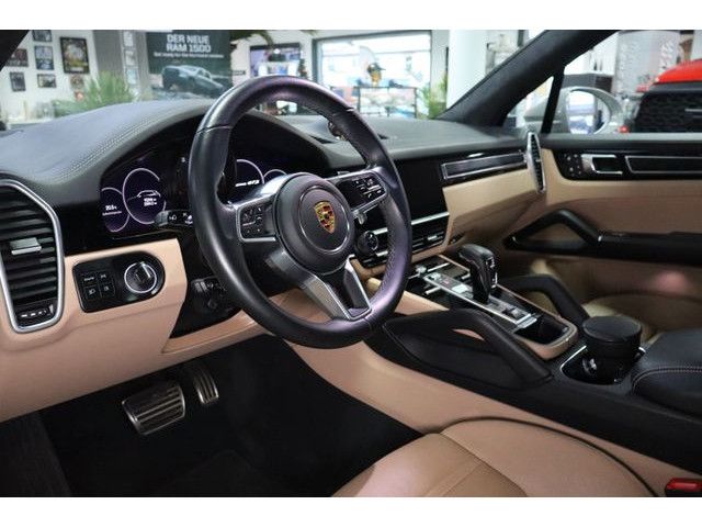 Porsche Cayenne GTS Head-Up Massage Standh. Panorama DAB