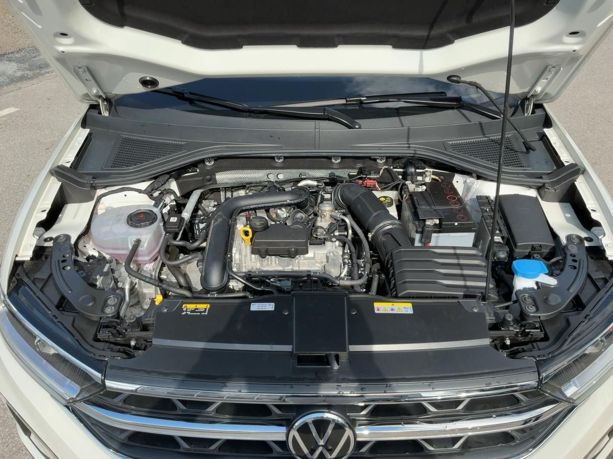 Volkswagen T-Roc 1.0 TSI Style - Samsaru's Car Outlet