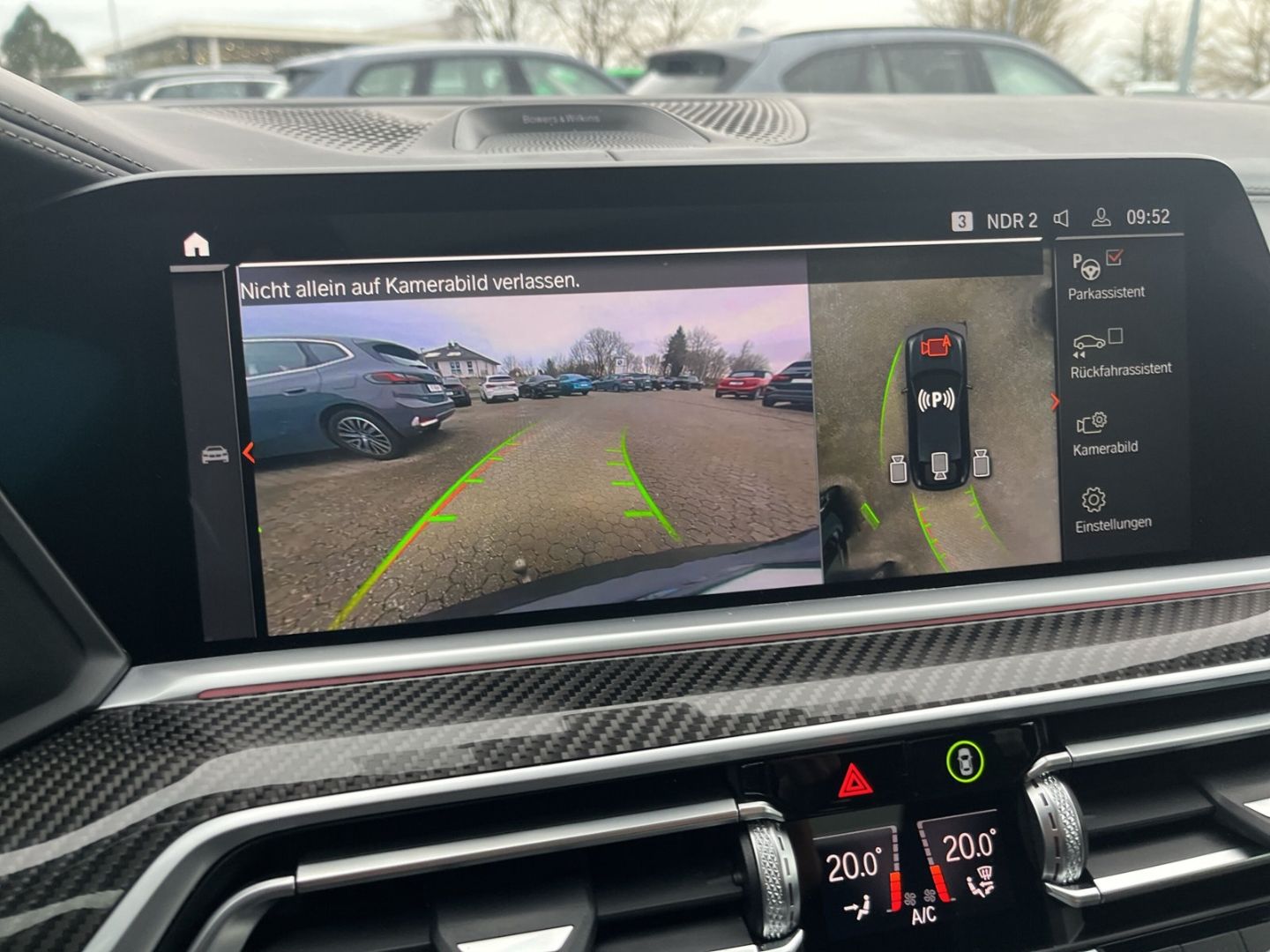 BMW X6 xDrive40d/M Sport/HUD/StHZG/AHK/BowersWilkins