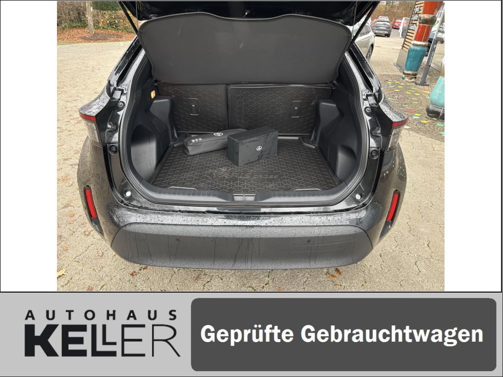 Toyota Yaris Cross Hybrid 1.5 VVT-i Team Deutschland