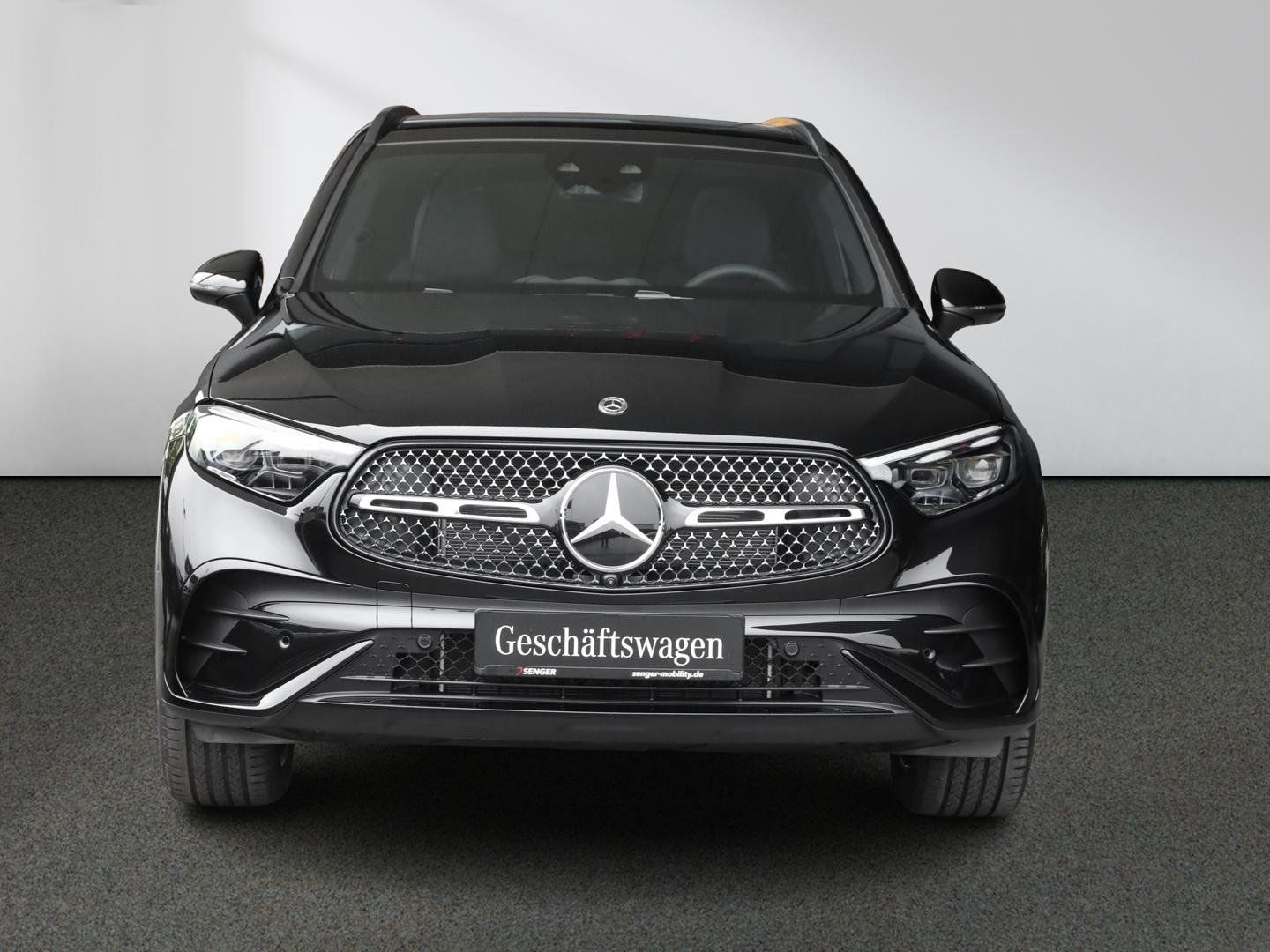 Mercedes-Benz GLC 450 d 4M Digital-Light Distronic Pano AHK