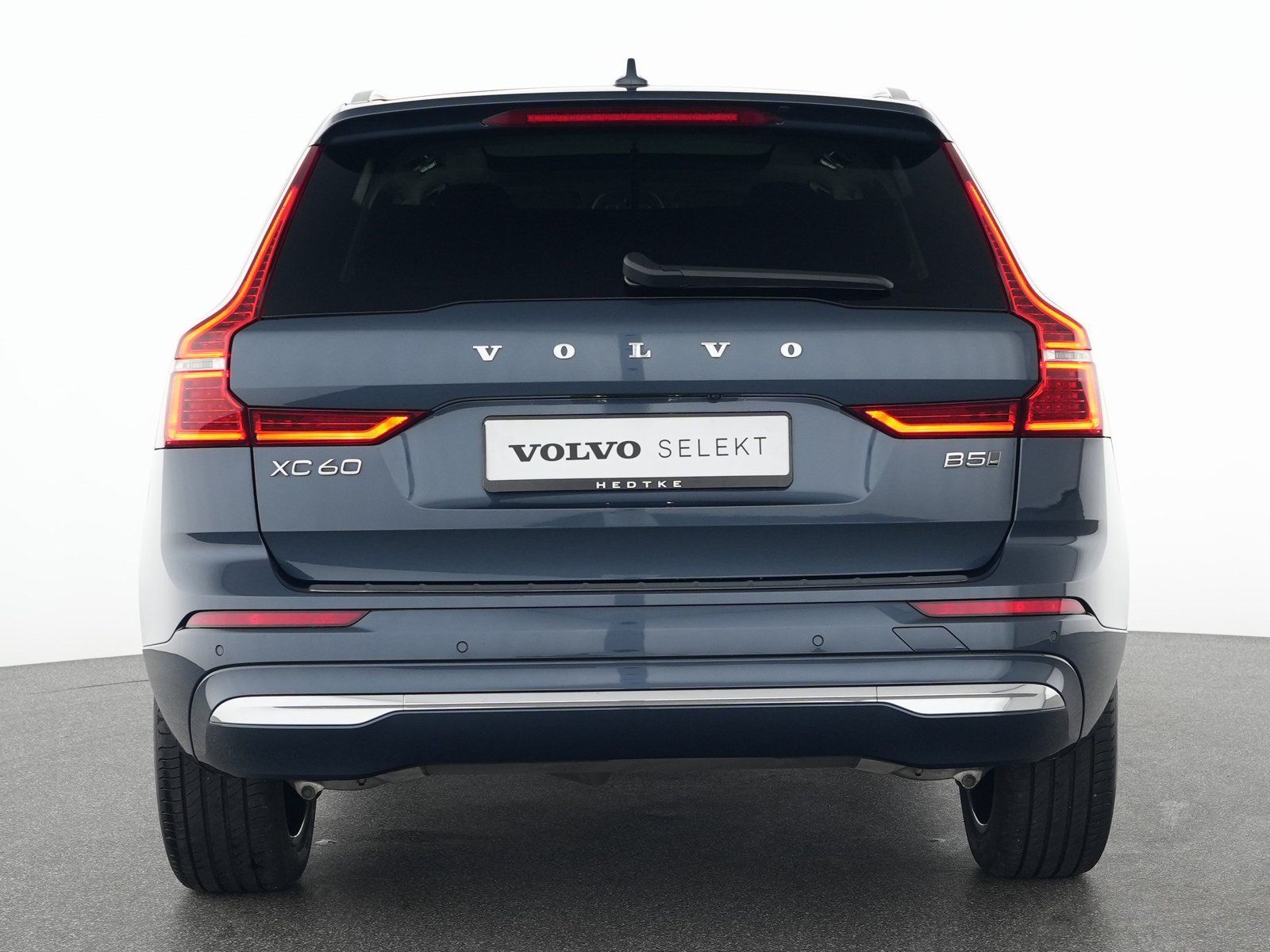 Volvo XC60 B5 AWD Ultimate Bright SONDERFINANZ: 1,99%*