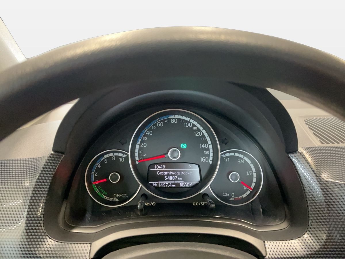 Volkswagen e-up! move up! - Samsaru's Car Outlet