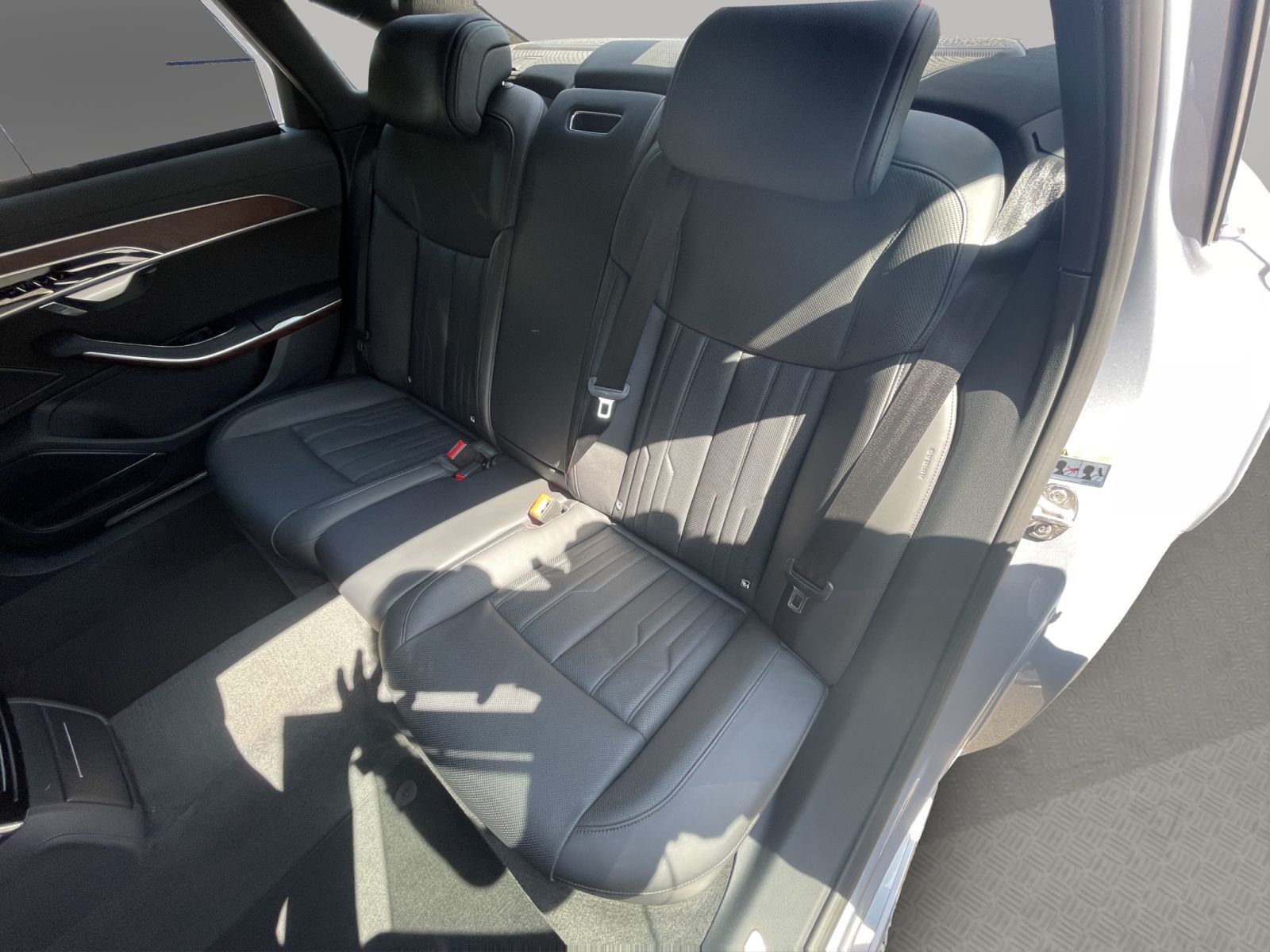 Audi A8 Lang 50 TDI qu. - Samsaru's Car Outlet