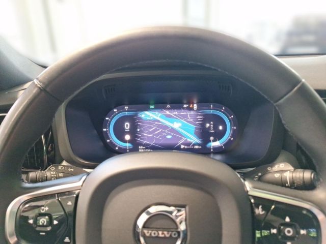 Volvo XC60 B4 Diesel Plus Dark - Samsaru's Car Outlet