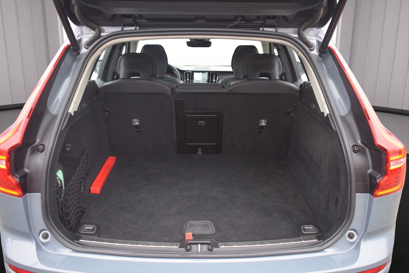 Volvo XC60 ULTIMATE - Samsaru's Car Outlet