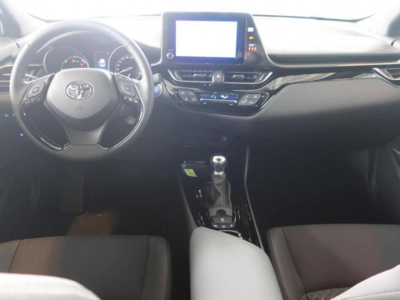 Toyota C-HR 2.0 VVTI HYBRID TEAM D NAVI*PDC*KAMERA