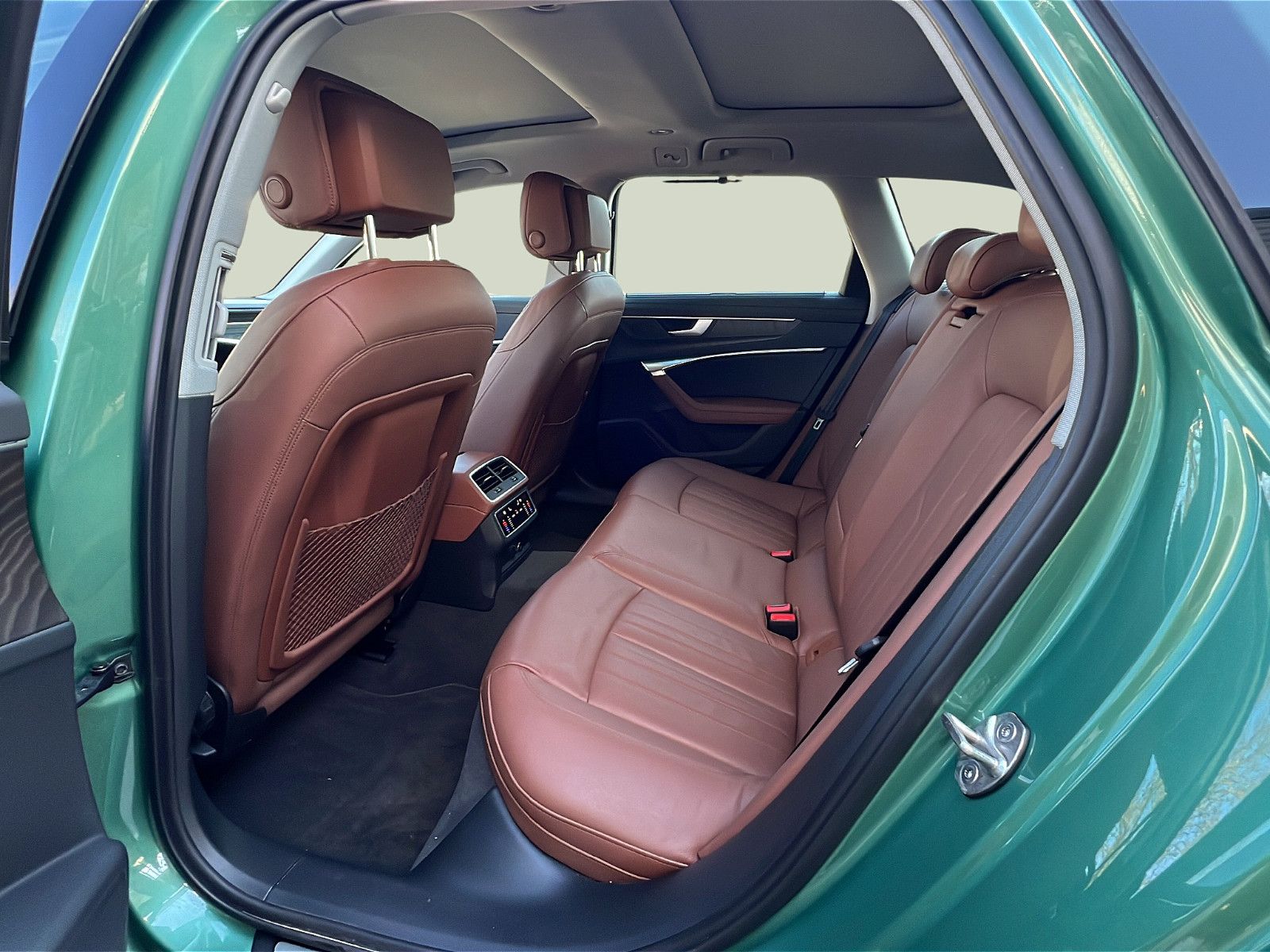 Audi A6 Avant 40 TDI S Line - Samsaru's Car Outlet