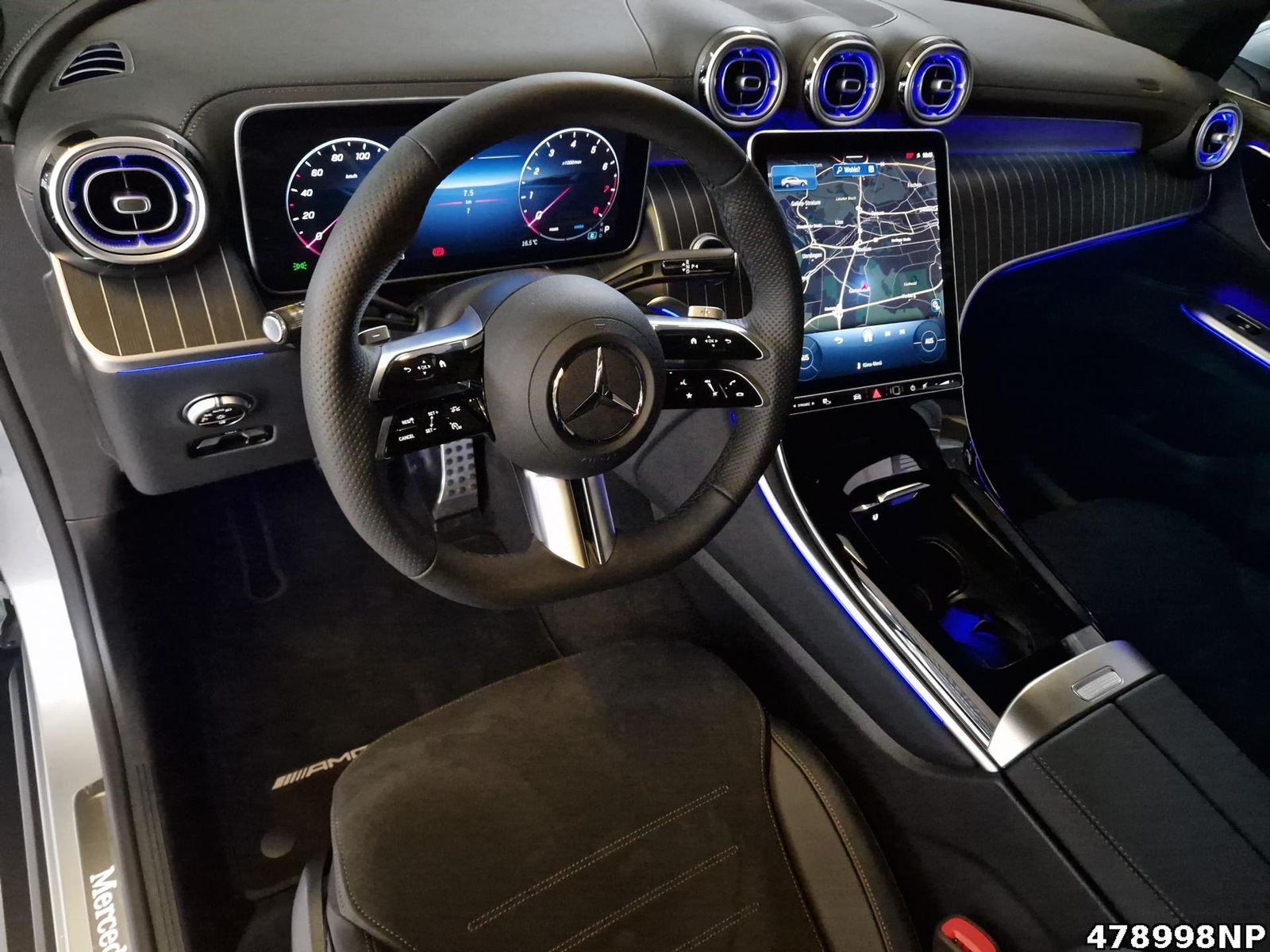 Mercedes-Benz GLC 300 Coupé AMG+MEMORY+PANO+AHK+DIGITALLIGHT+