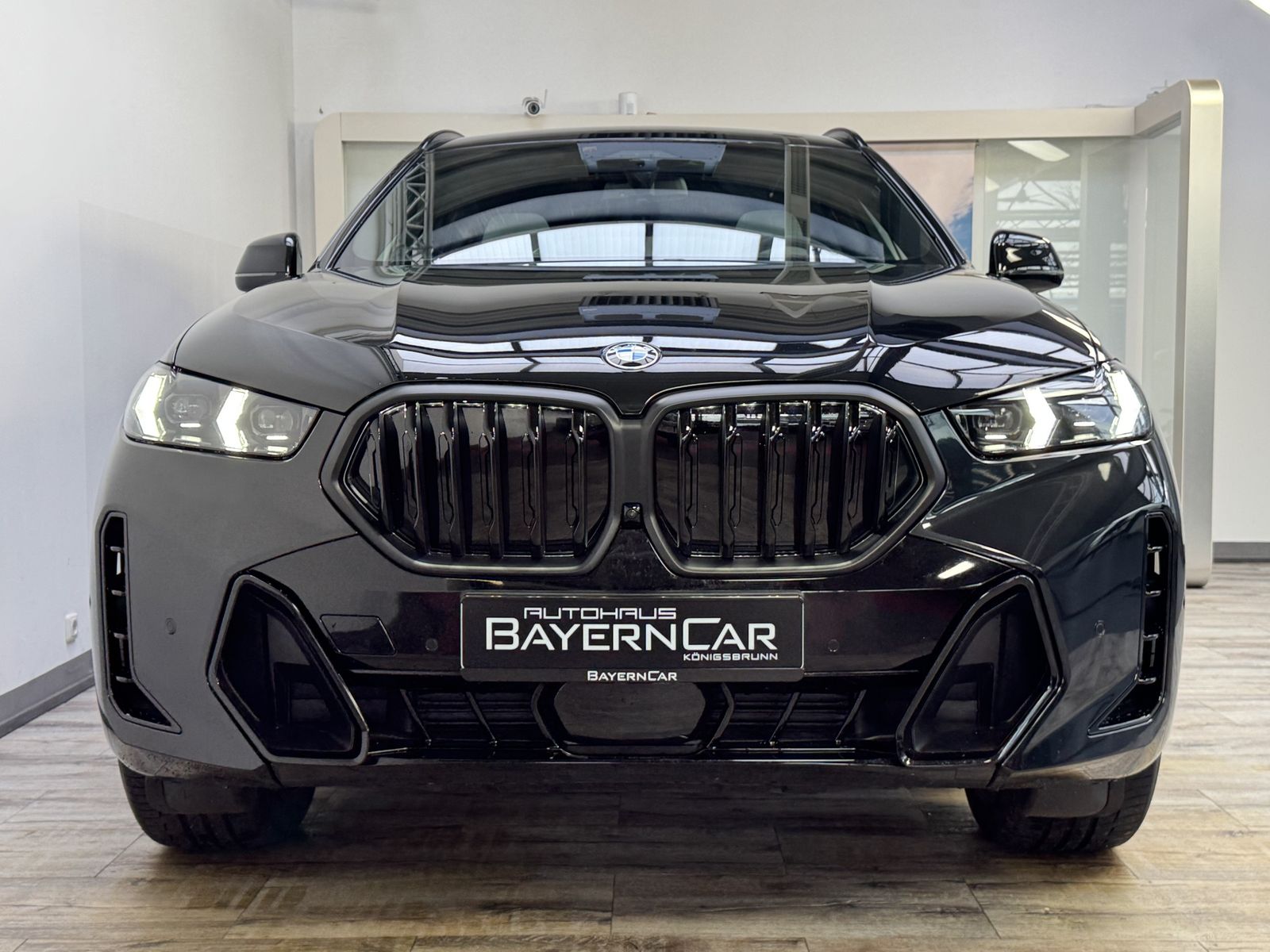 BMW X6 xDrive30d M Sport Pro AHK Pano Sitzlüft. ACC