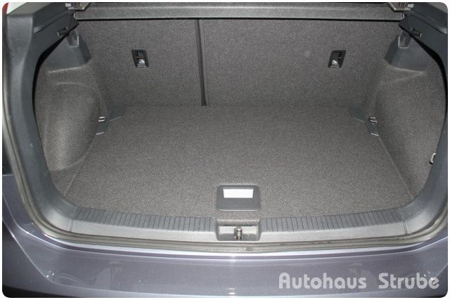 Volkswagen T-Cross Life 1.0 TSI - Samsaru's Car Outlet