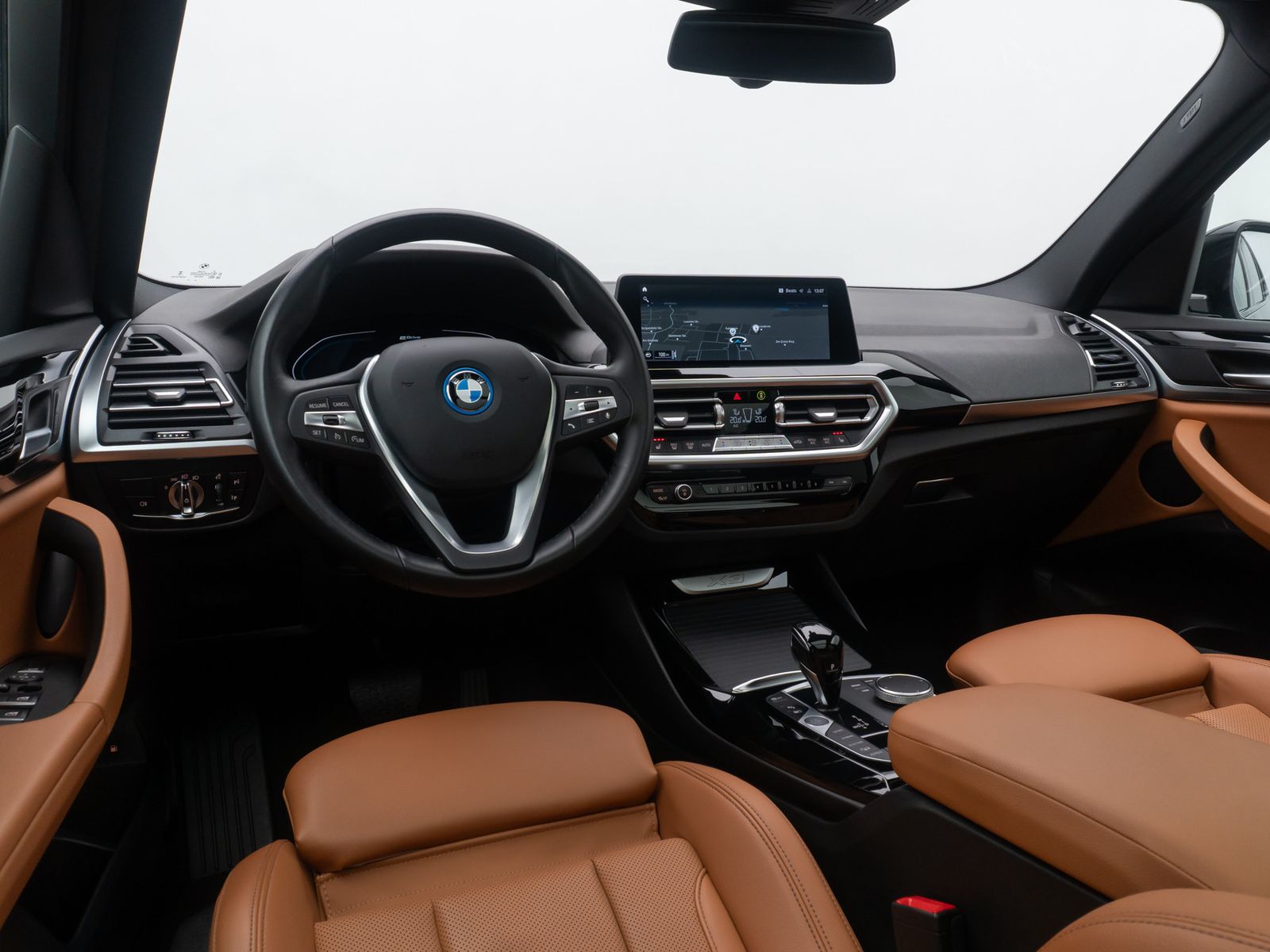 BMW X3 xD30e Kamera AHK HUD DAB Sport Panoram 19Zoll