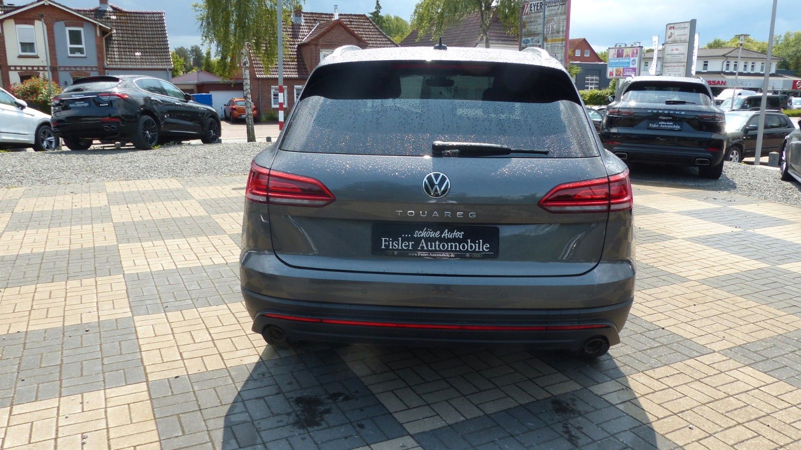 Volkswagen Touareg 3.0 TDI 4 Motion - Samsaru's Car Outlet