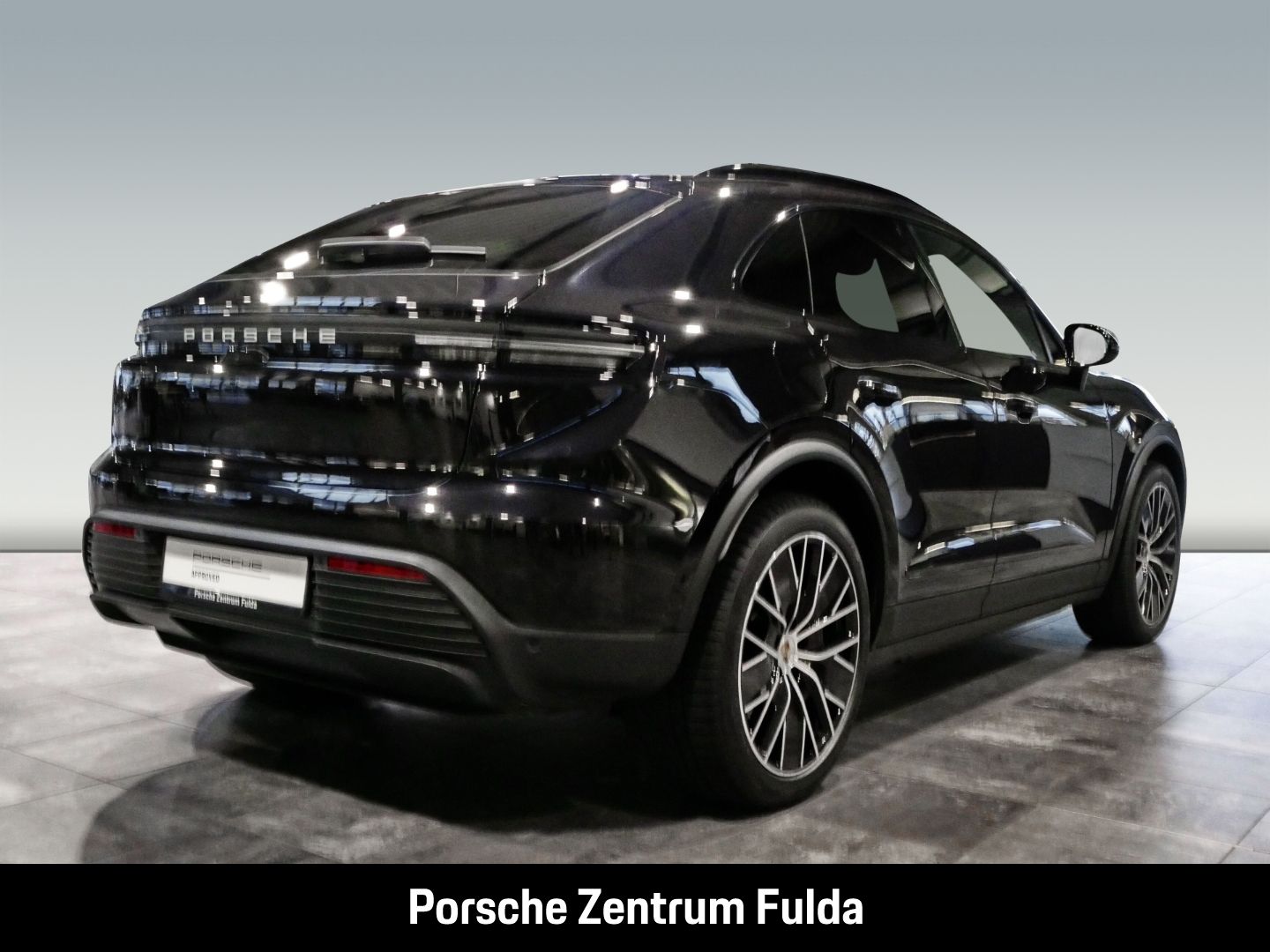 Porsche Macan 4 Luftfederung BOSE LED-Matrix 21-Zoll