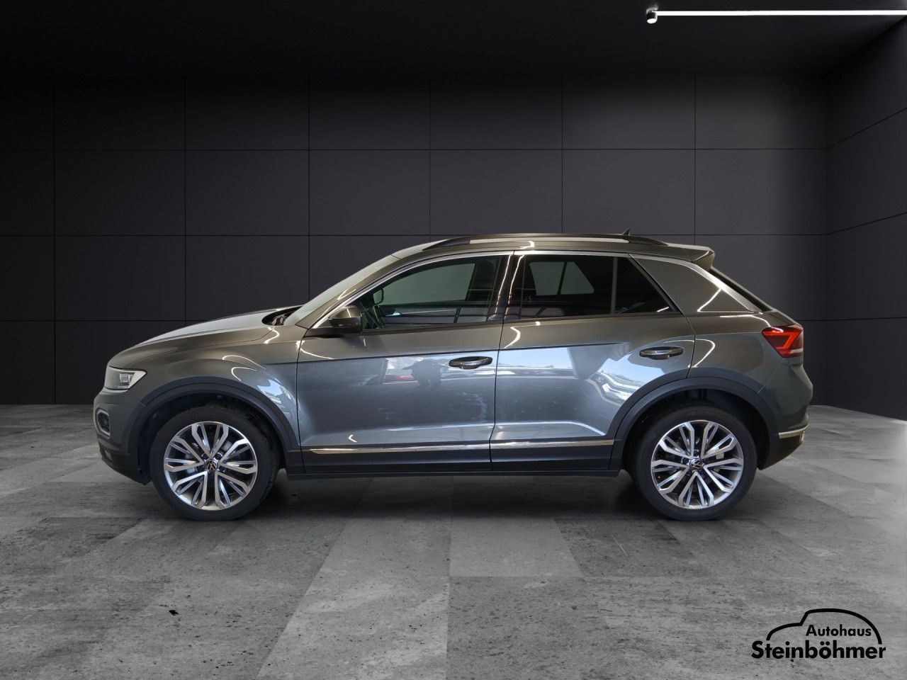 Volkswagen T-ROC Sport 1.5TSI DSG - Samsaru's Car Outlet