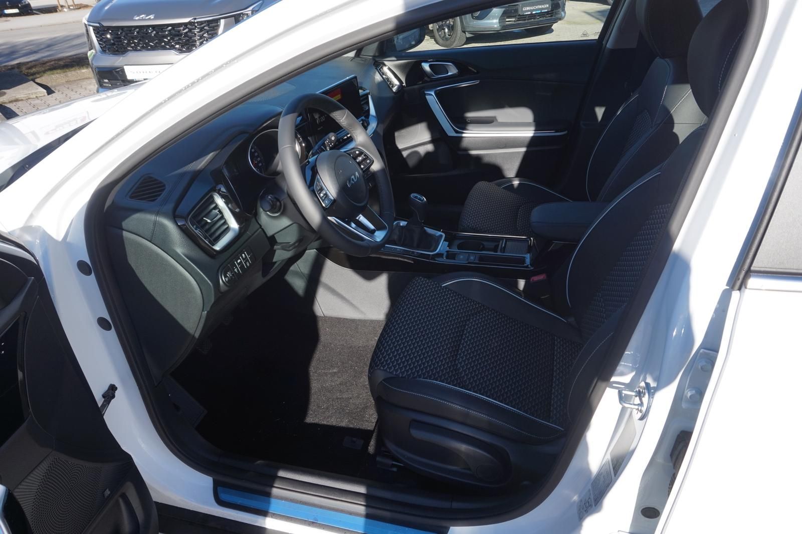 Kia XCeed 1.5 T-GDI SPIRIT - Samsaru's Car Outlet