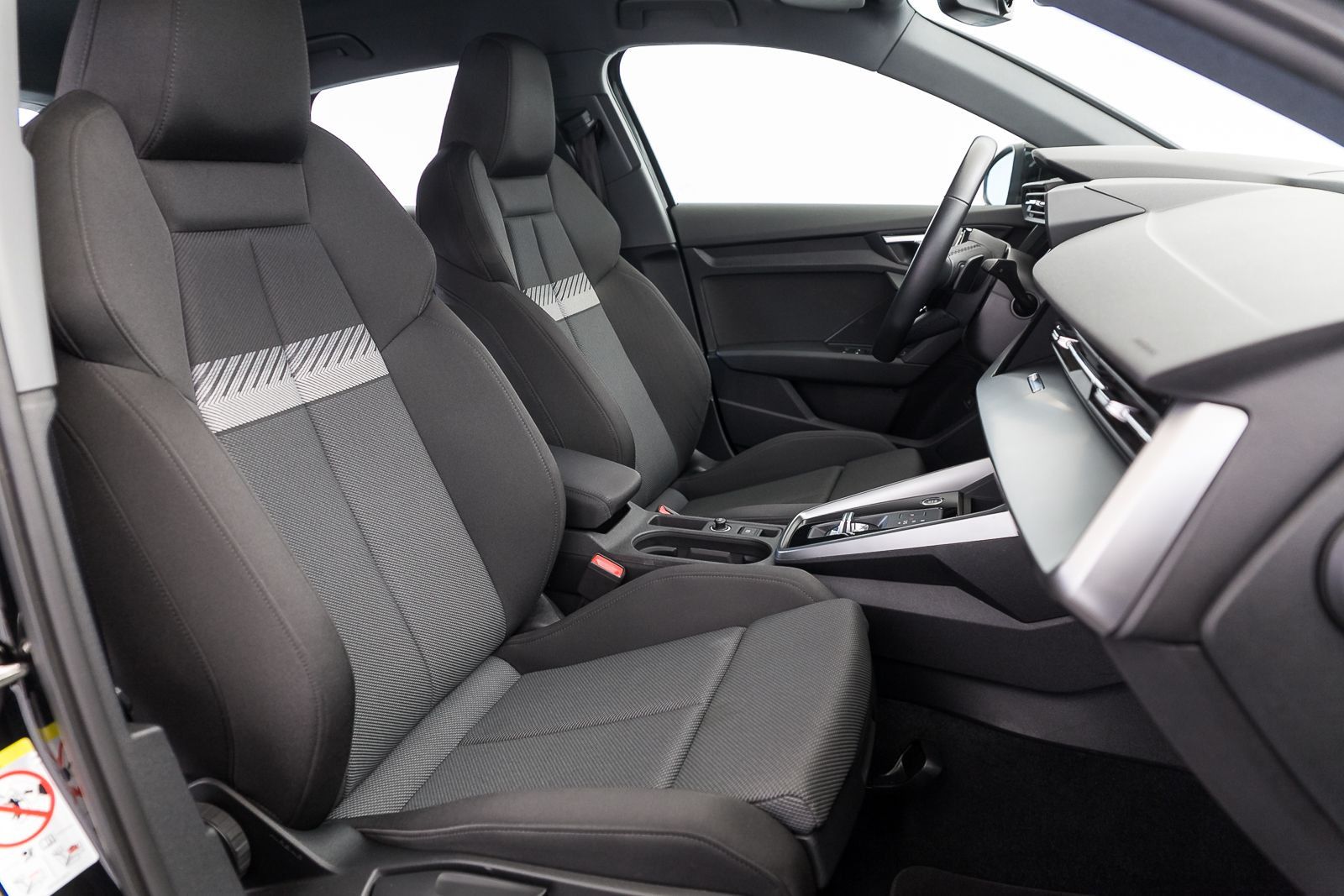 Audi A3 Sportback 40 TFSI e Advanced S tr. - Samsaru's Car Outlet