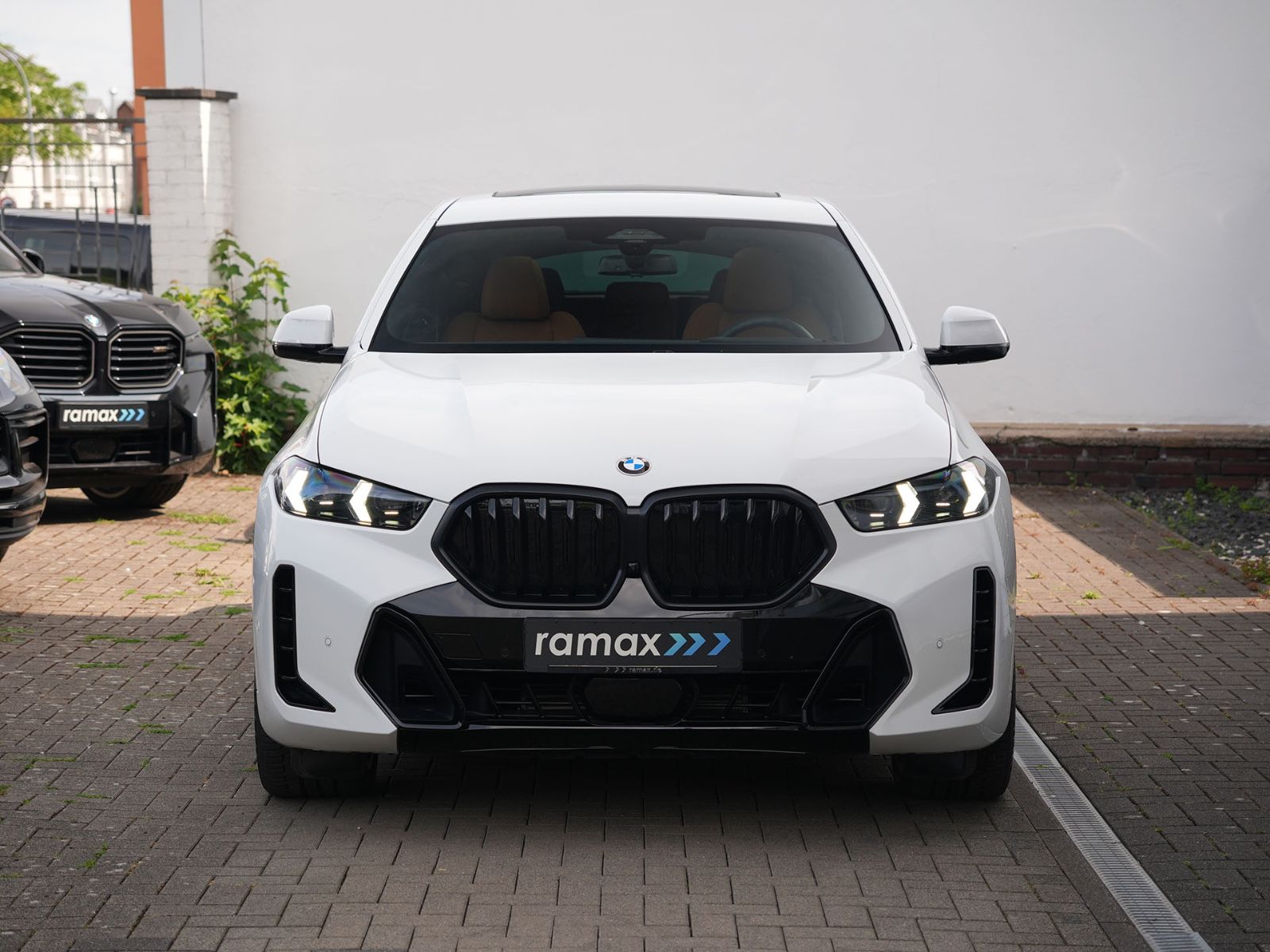 BMW X6 xDrive30d M Sport - Samsaru's Car Outlet