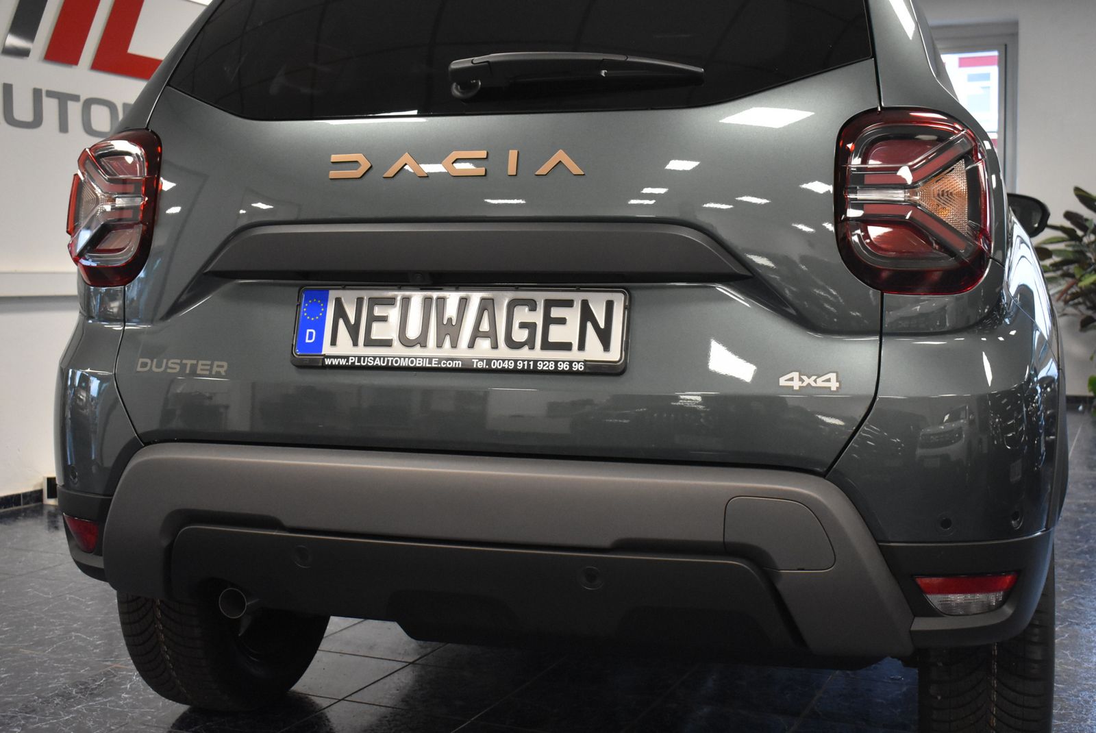Dacia Duster dCI 115 4WD Extreme+ - Samsaru's Car Outlet