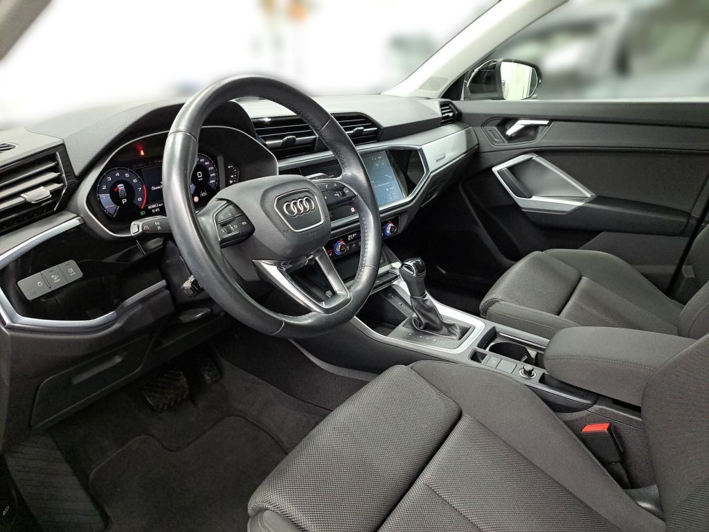 Audi Q3 40 TFSI quattro S tronic advanced - Samsaru's Car Outlet