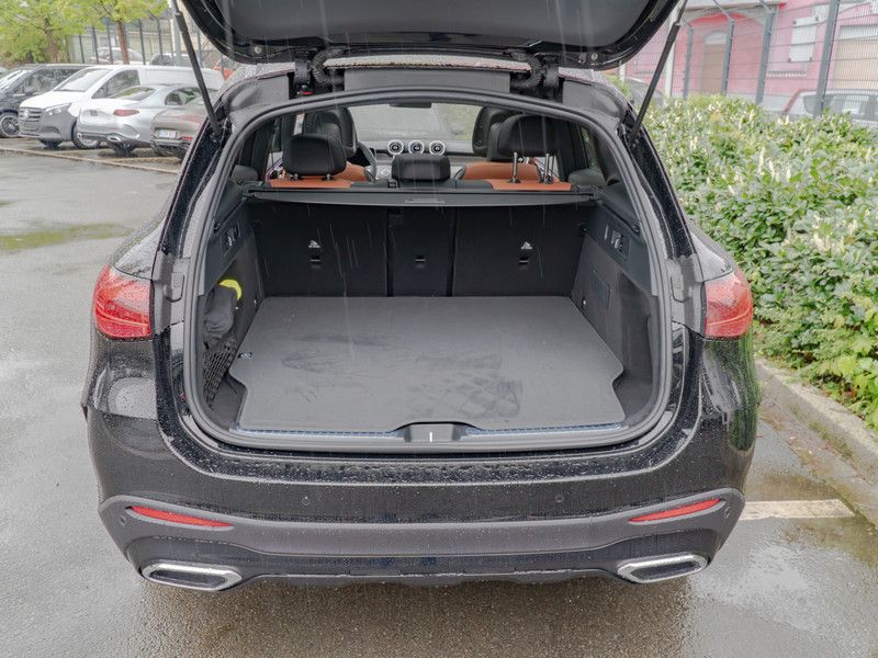 Mercedes-Benz GLC 300 de 4M AMG-Sport/360/Pano/Burm/AHK/Distr