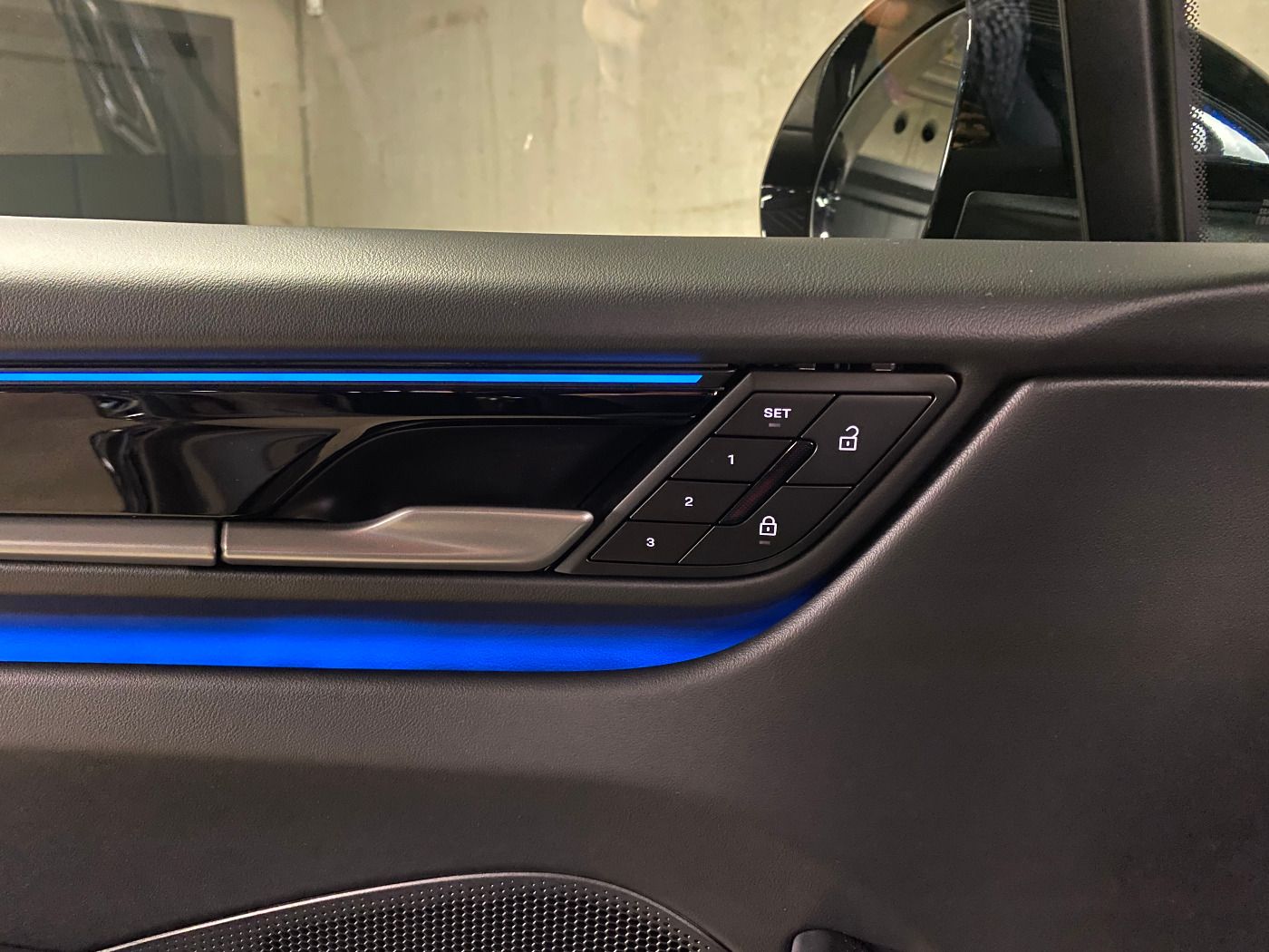 Porsche Macan 4 | Panorama Dachsystem | Surround View |