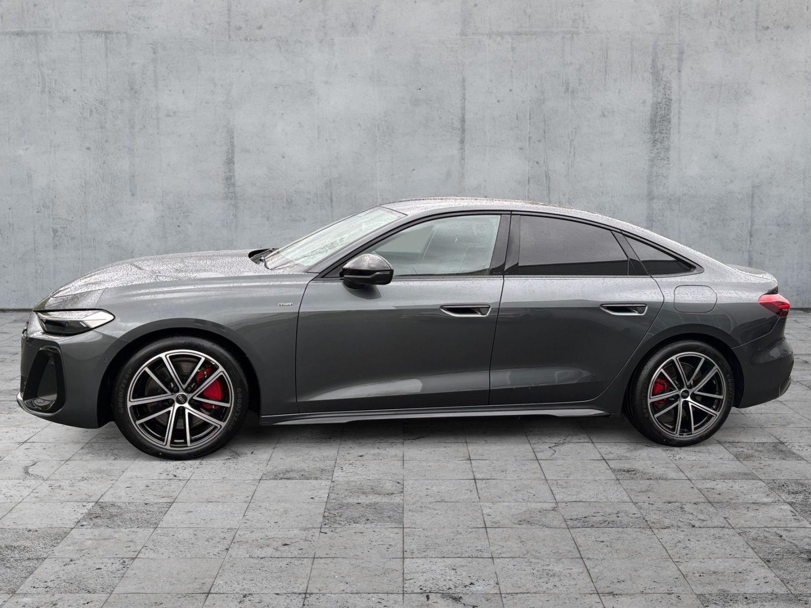 Audi A5 Lim e-hybrid 220kW S-LINE MATRIX+B&O+ACC+PANO