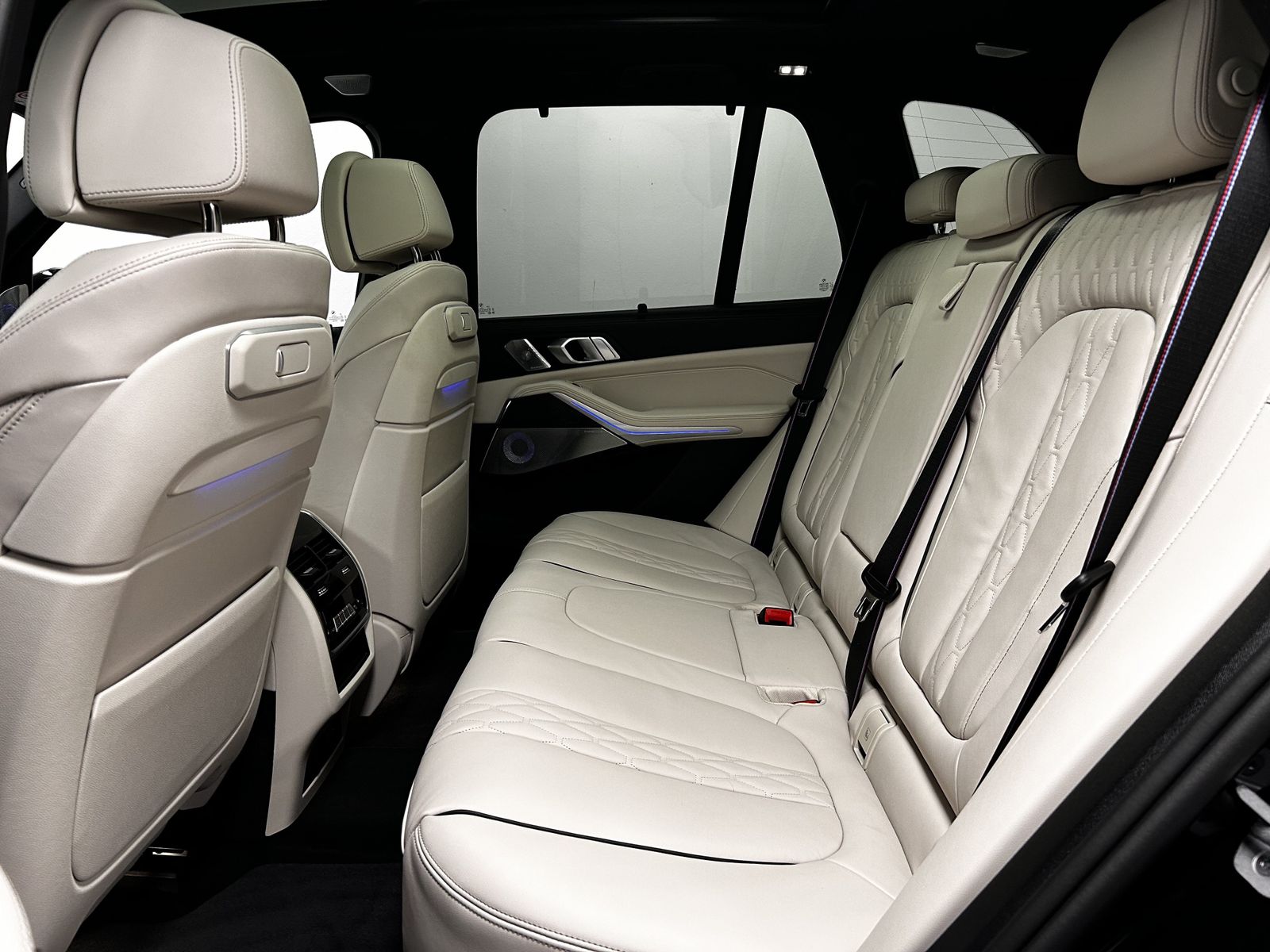 BMW X5 xDrive50e M Sportpaket Pro B&W Pano. AHK DAB