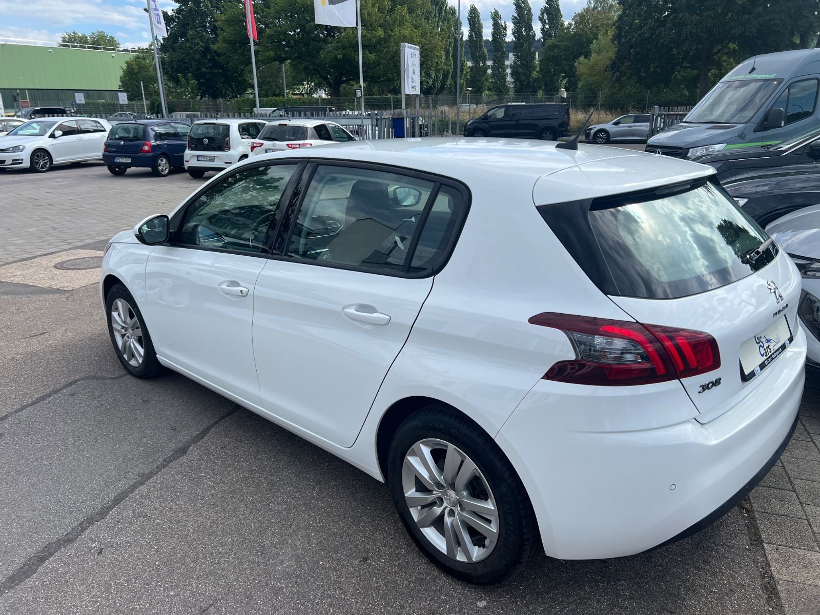 Peugeot 308 Active Pack - Samsaru's Car Outlet