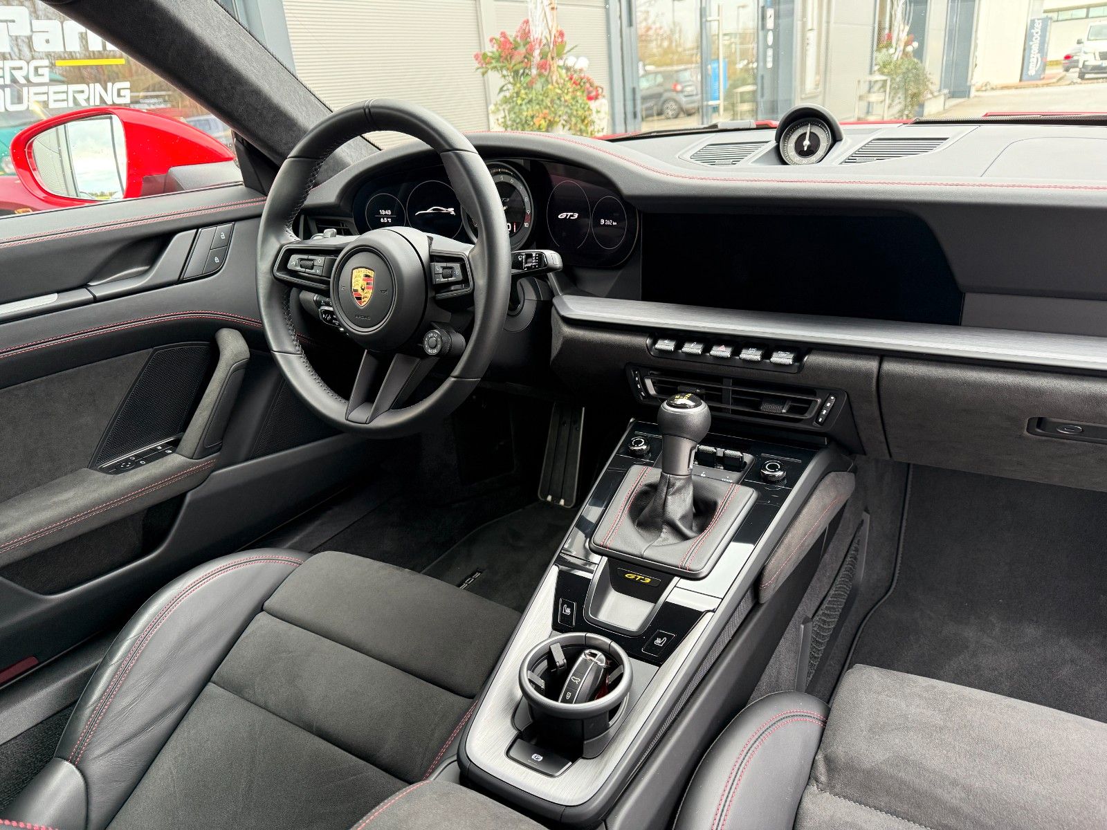 Porsche 911 GT3 - Samsaru's Car Outlet