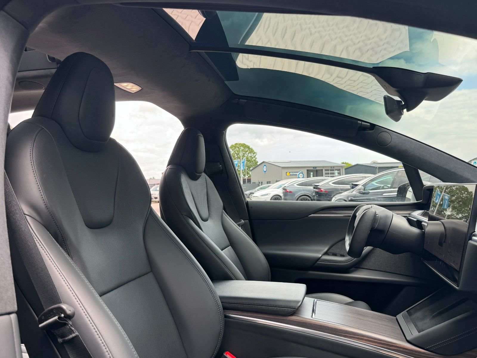 Tesla MODEL X PALLADIUM |  HW 4 USS | 6 SEATER |