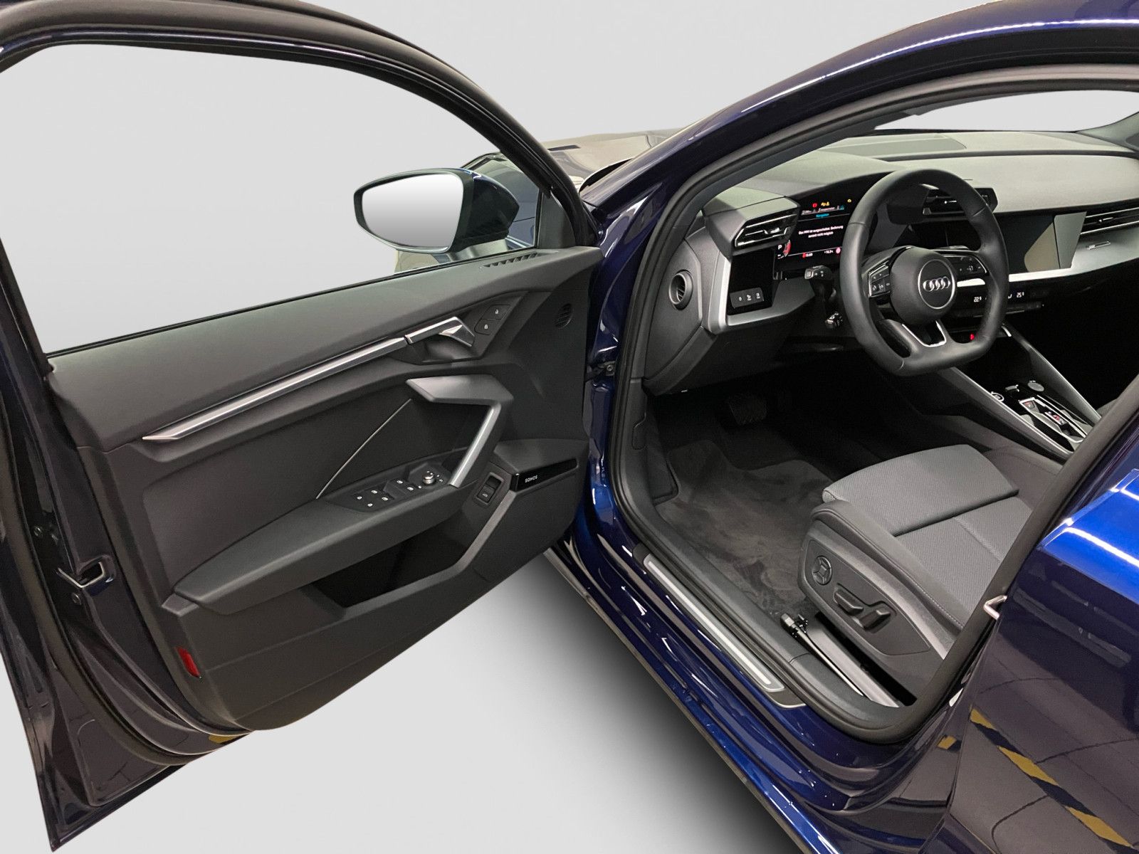 Audi A3 Limousine 35 TFSI advanced - Samsaru's Car Outlet