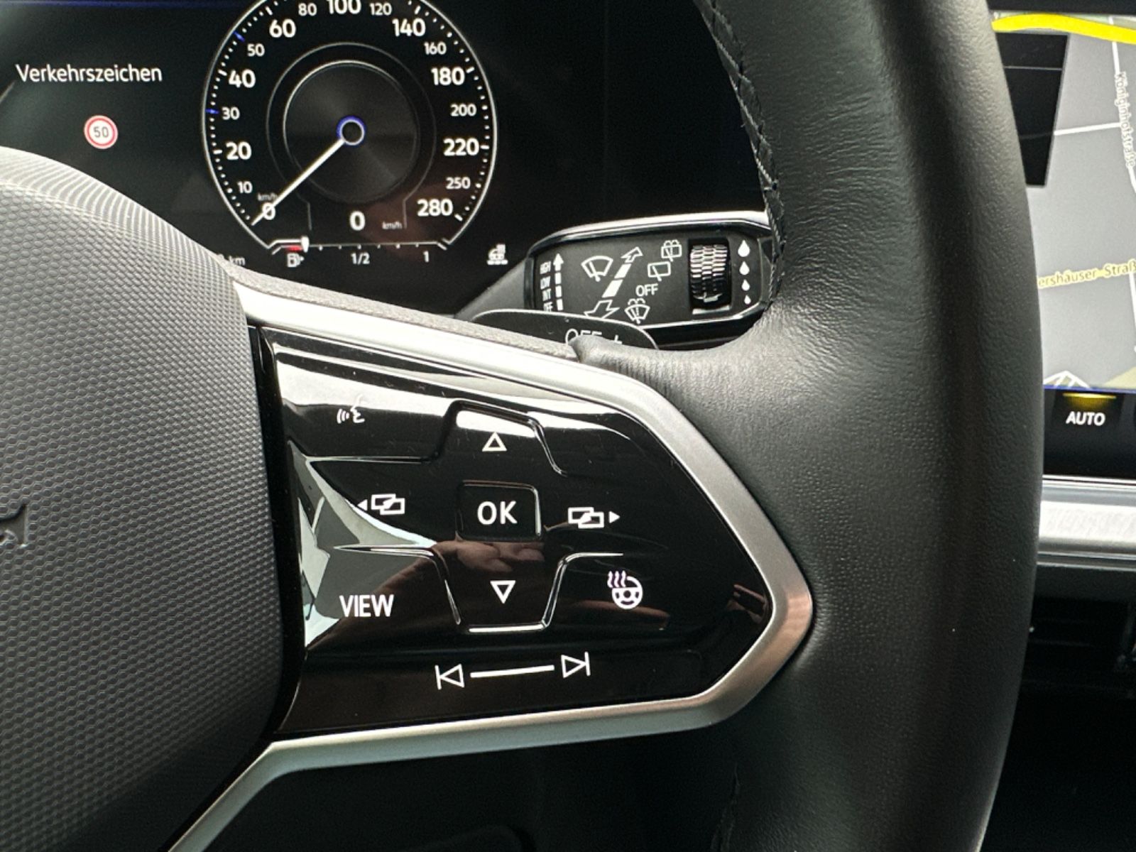 Volkswagen Touareg 3.0 TDI 4M Elegance - Samsaru's Car Outlet